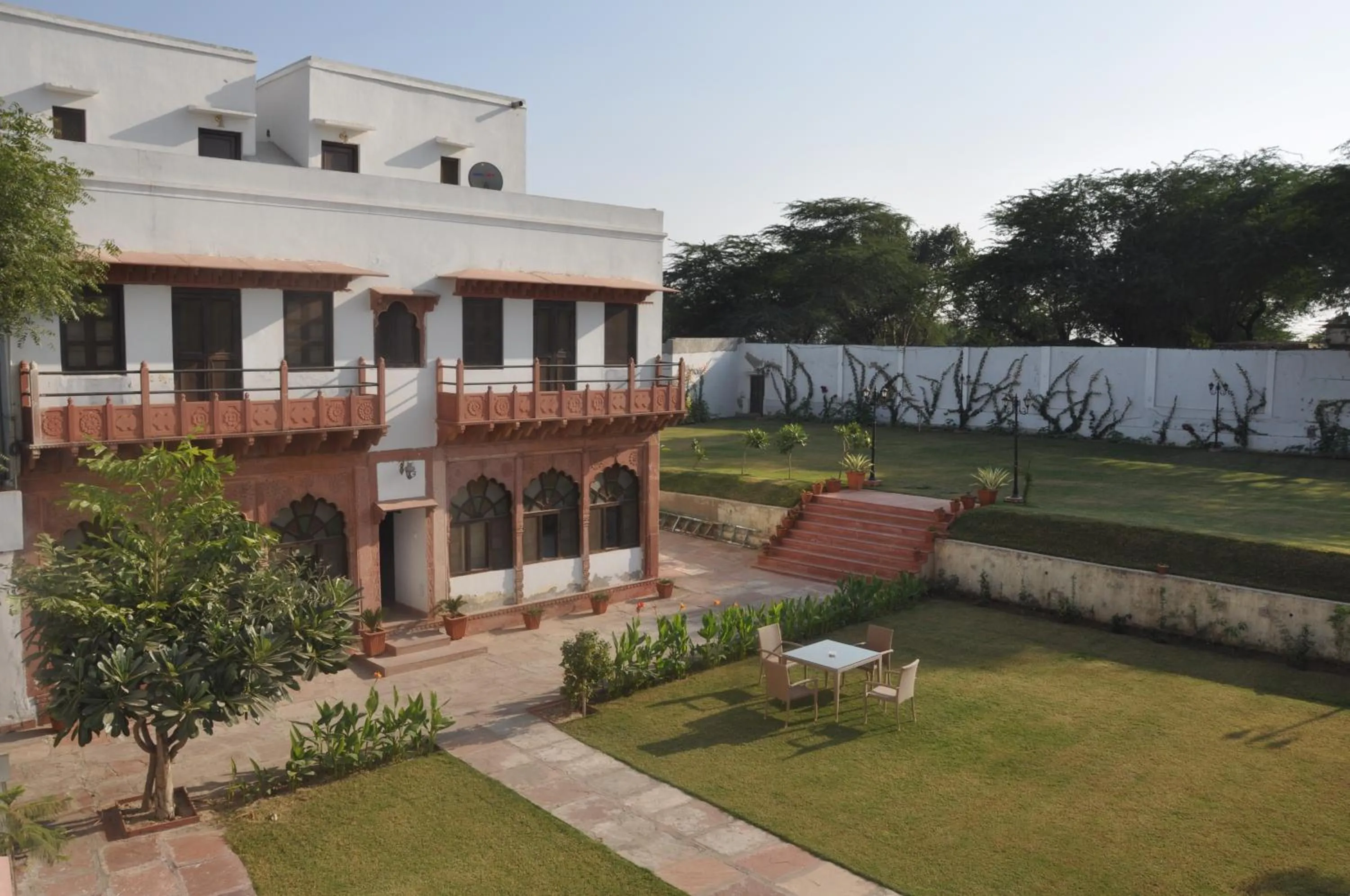 Garden in Amritara Chandra Mahal Haveli, Bharatpur