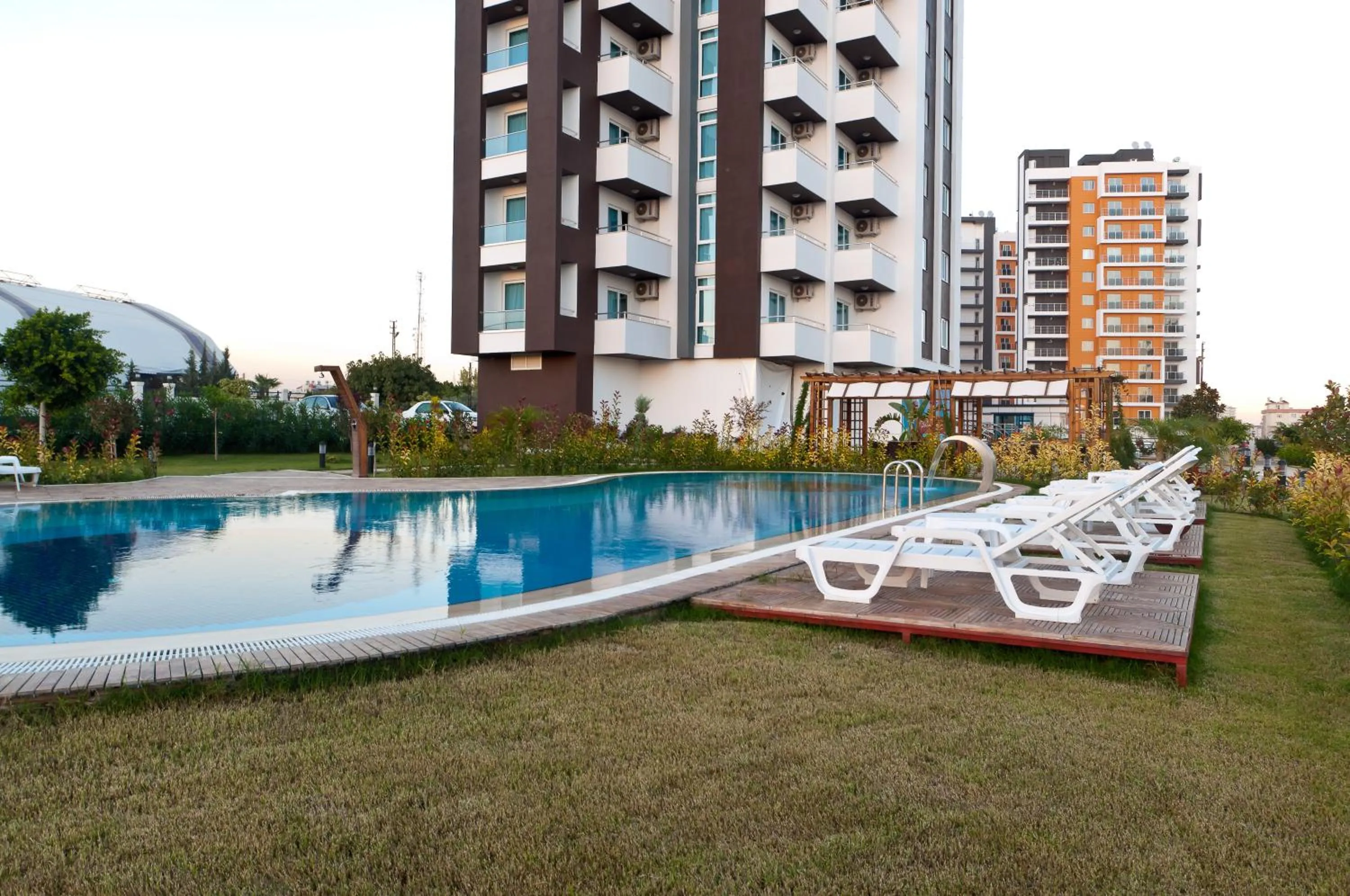 Swimming pool in Upart Home