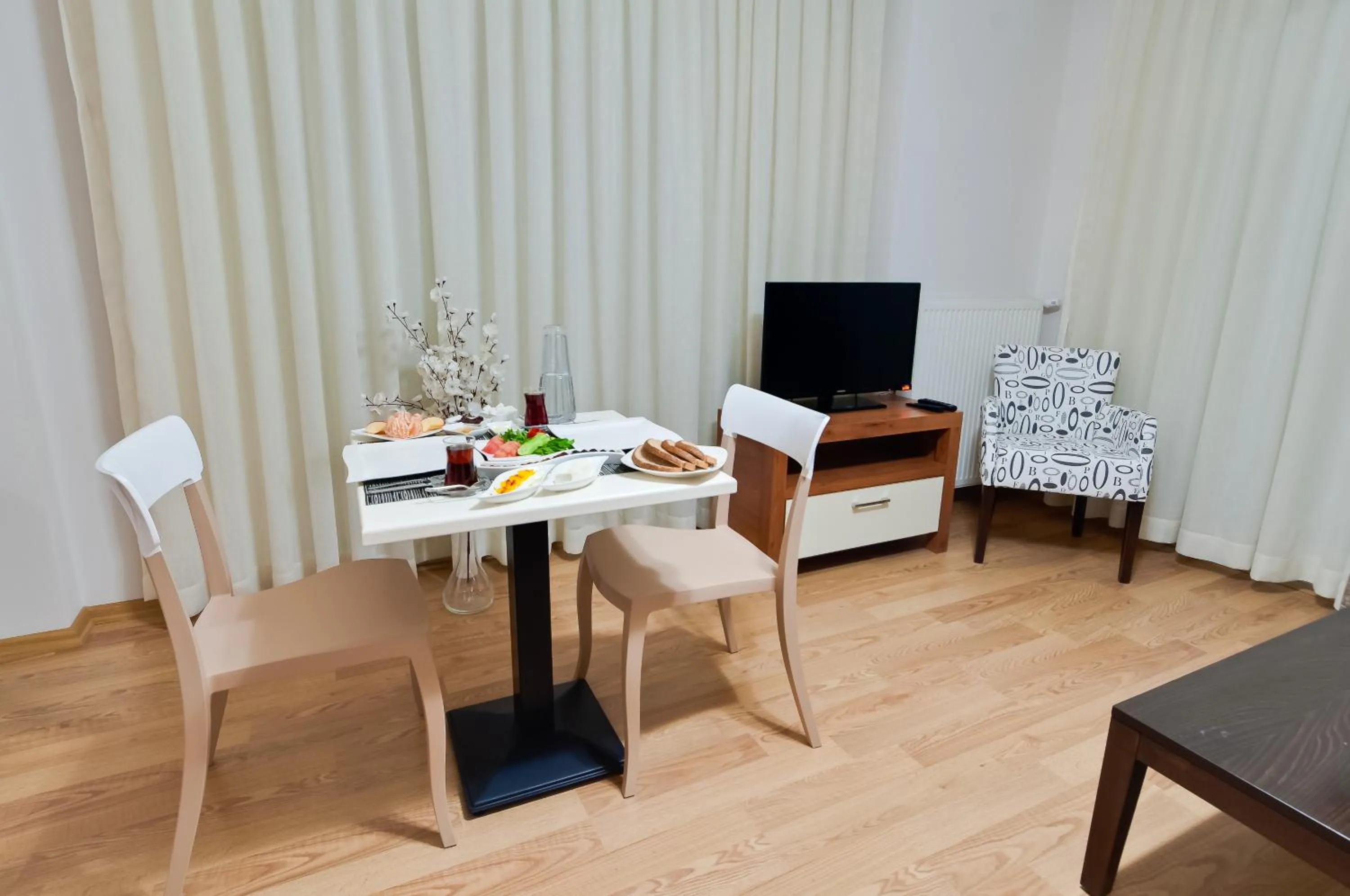 Dining area in Upart Home