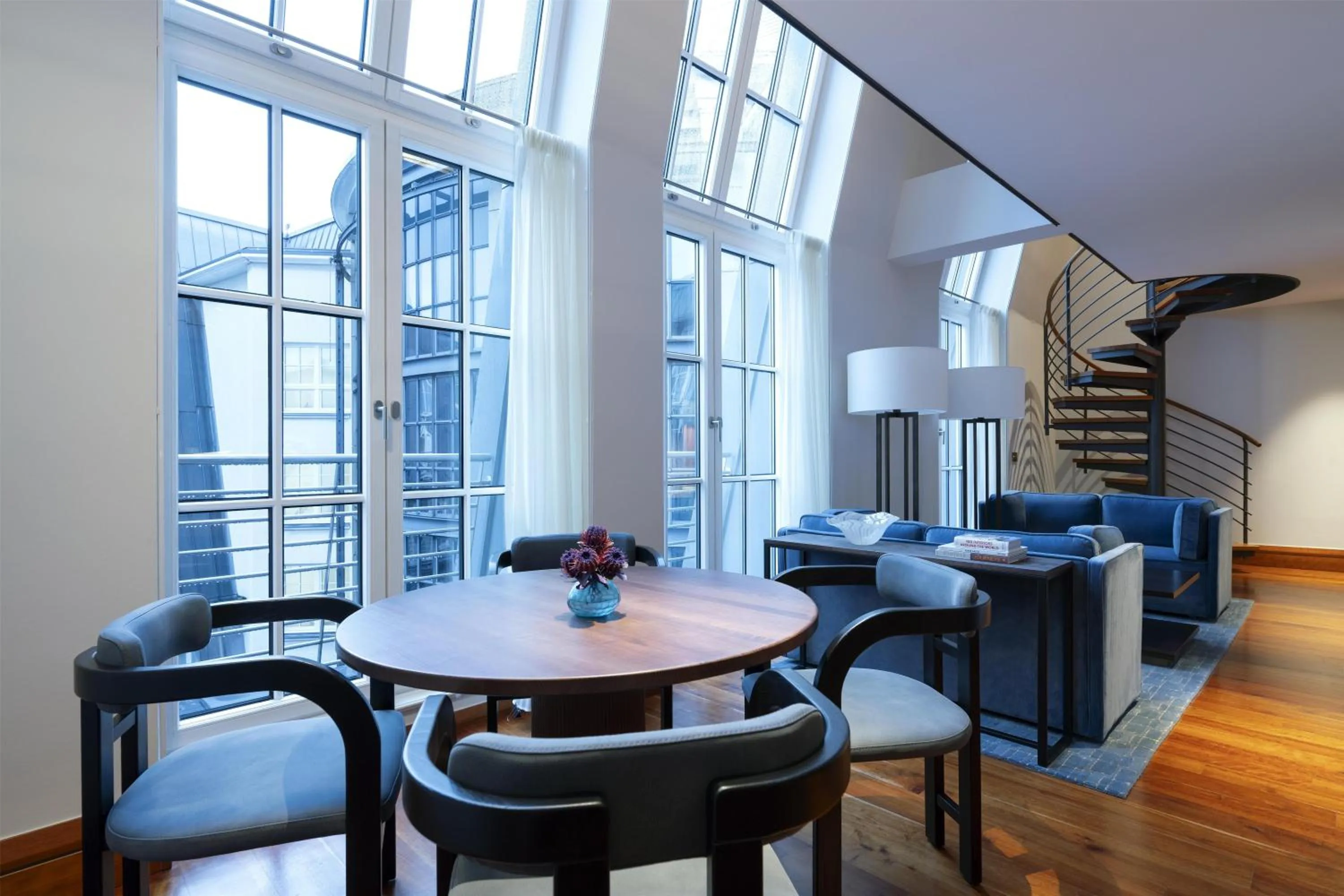 Living room in Conrad Hamburg