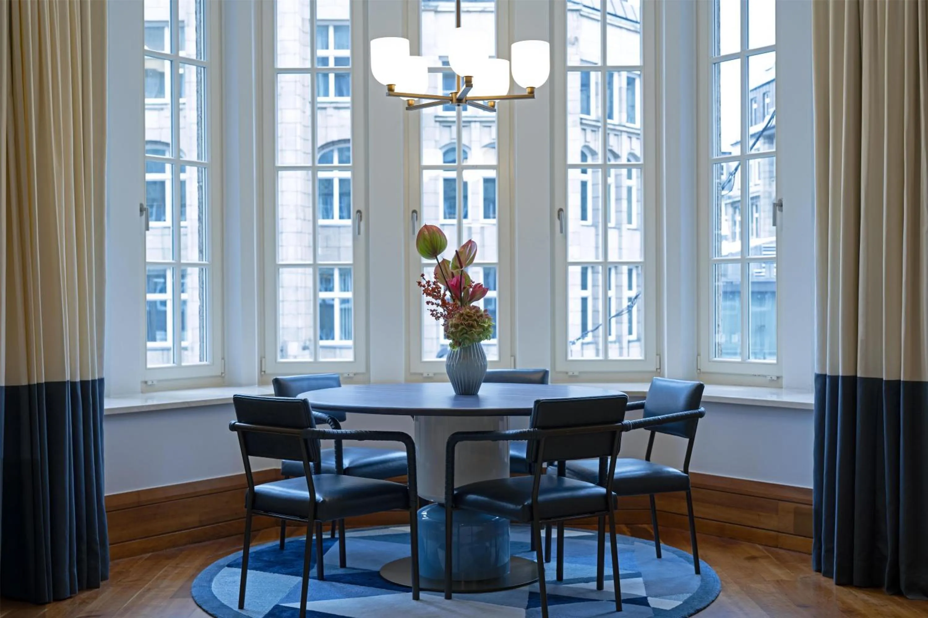 Living room in Conrad Hamburg