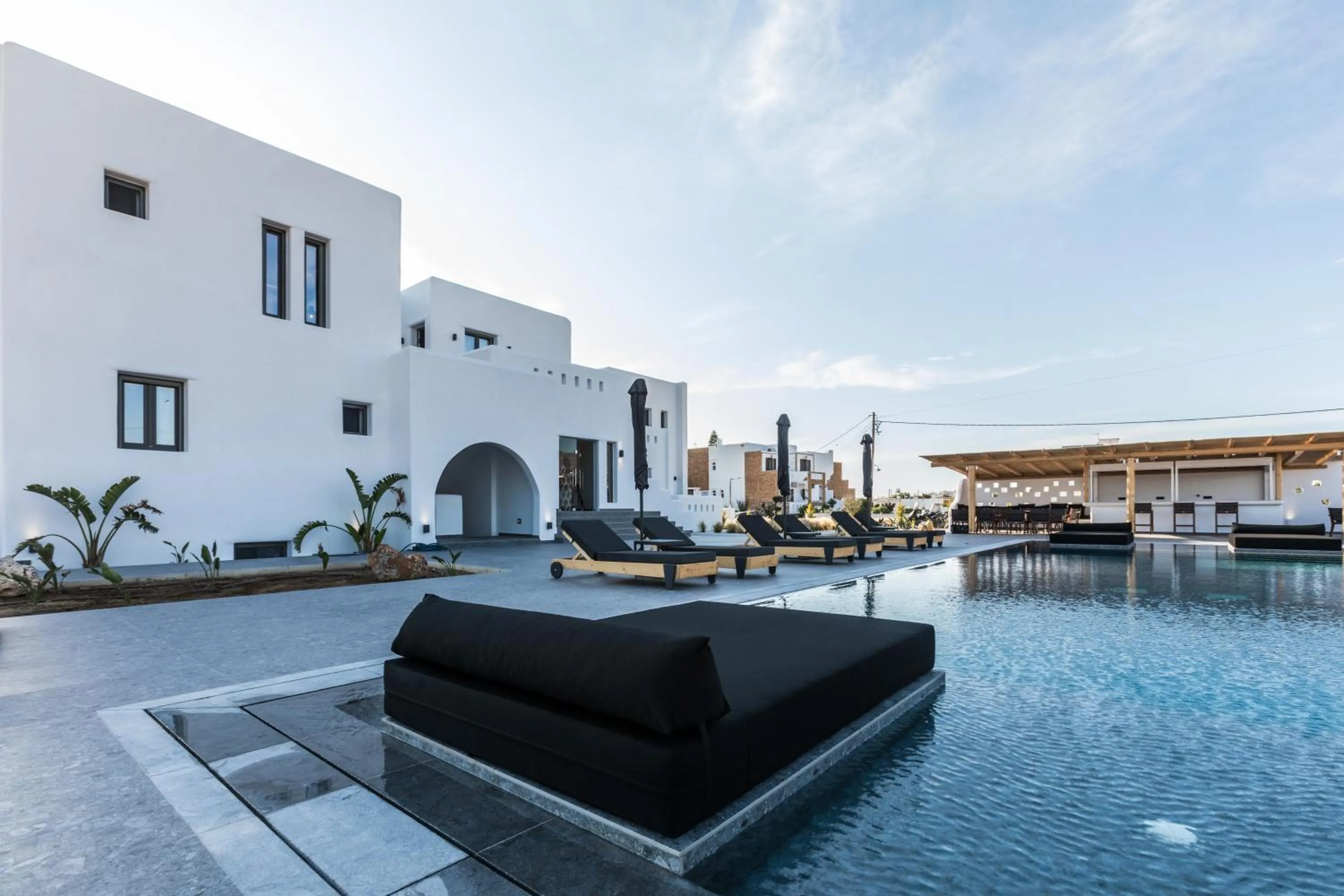 Swimming pool in Naxian Secret