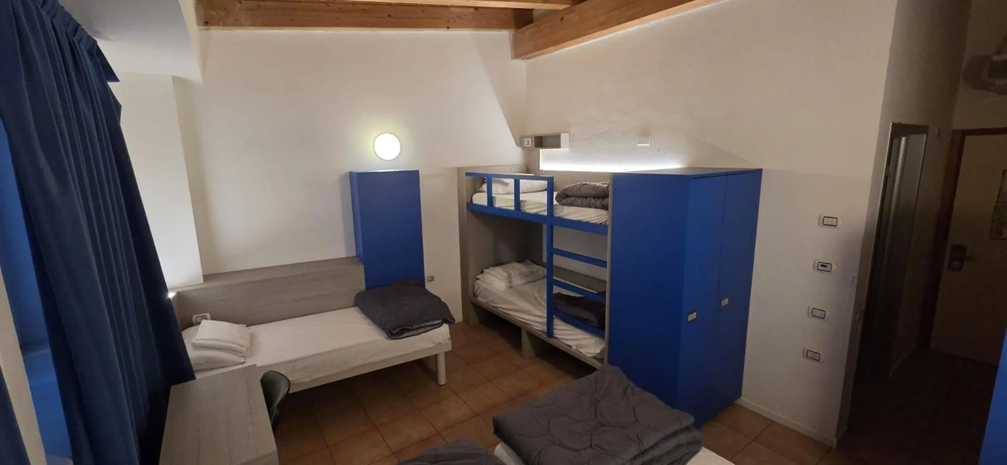 Photo of the whole room, Bed in Ostello Città di Rovereto
