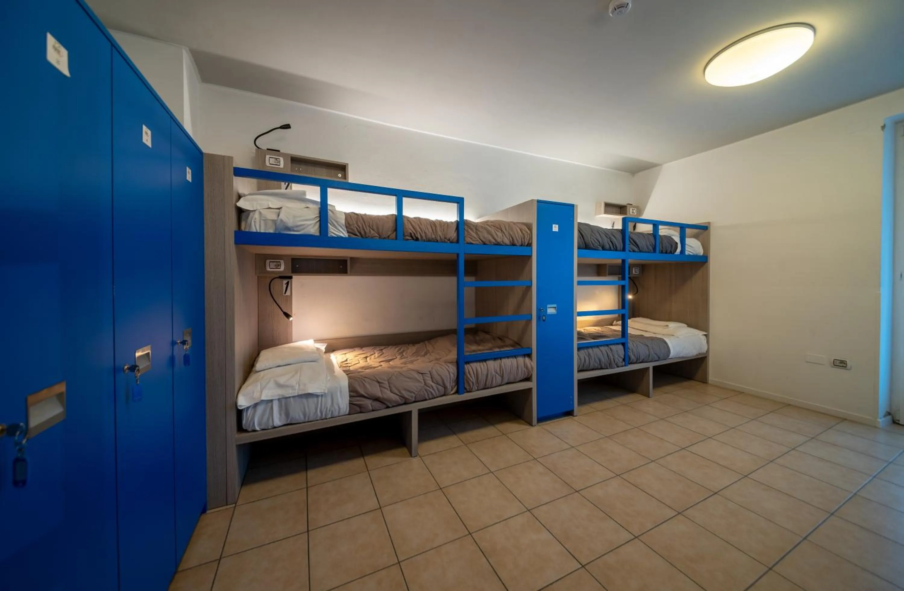 Bedroom, Bed in Ostello Città di Rovereto