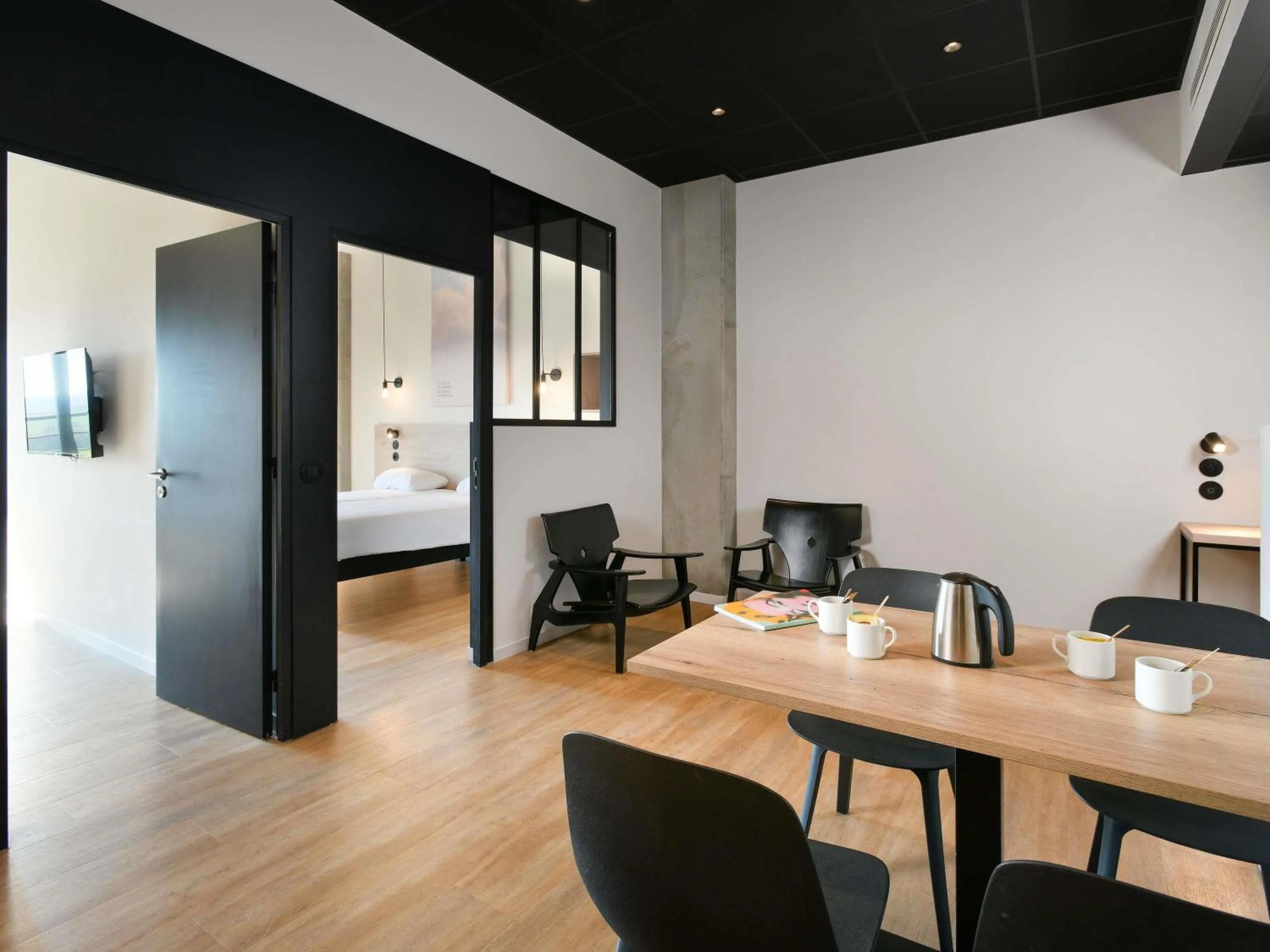 Bedroom, Bed in ibis Styles Namur