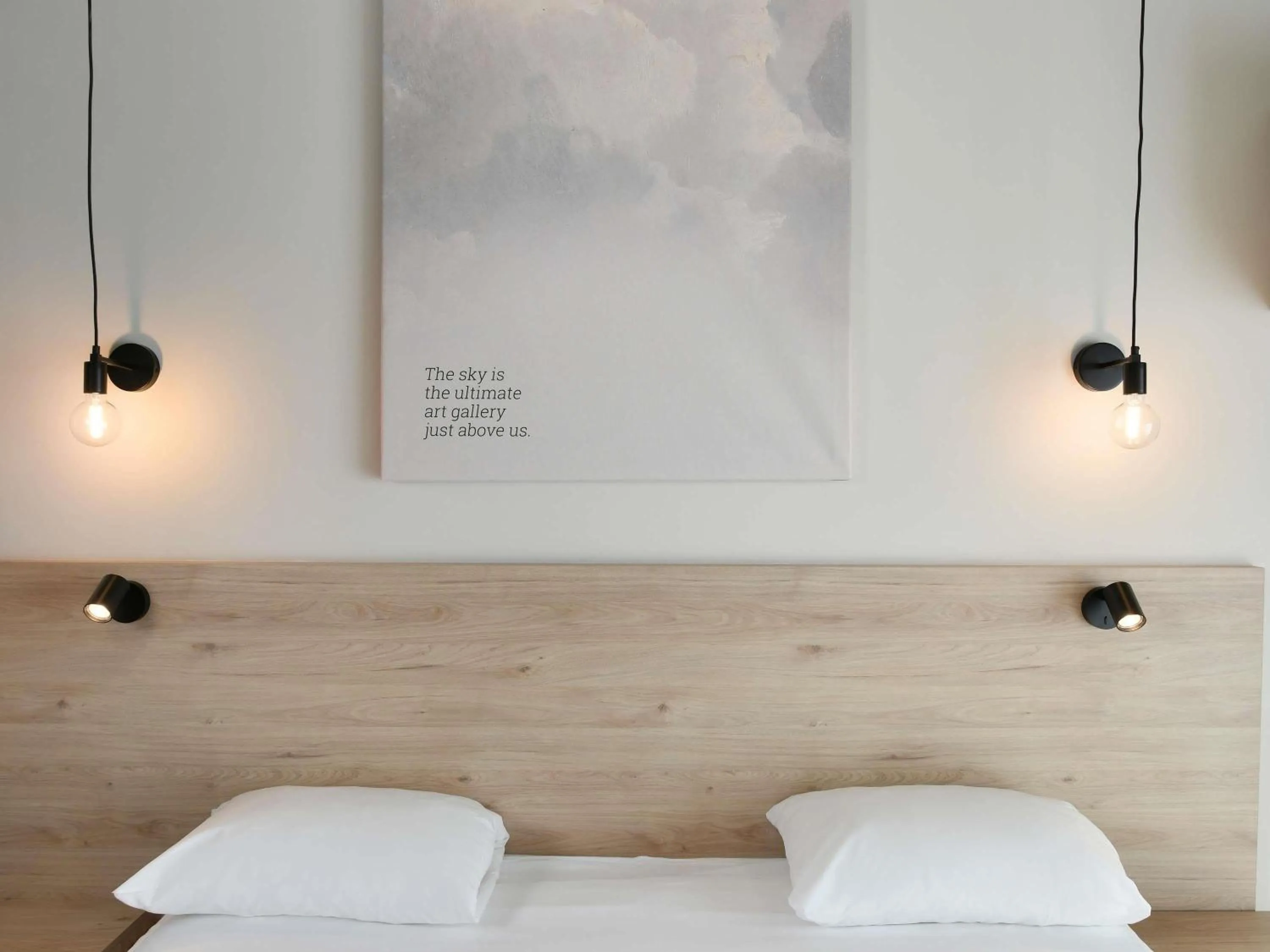 Bedroom, Bed in ibis Styles Namur