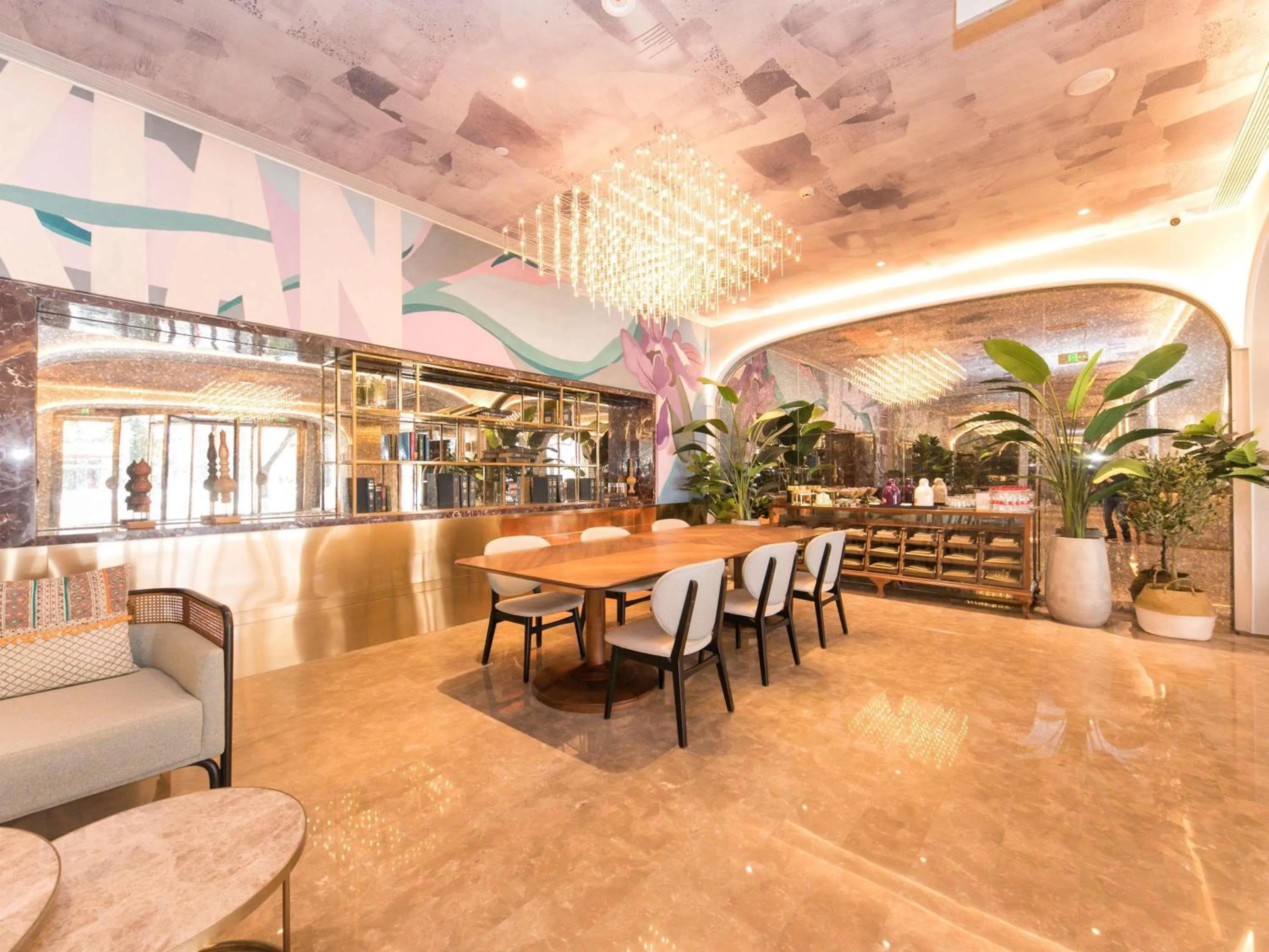 Property building in Mercure Xian City Centre