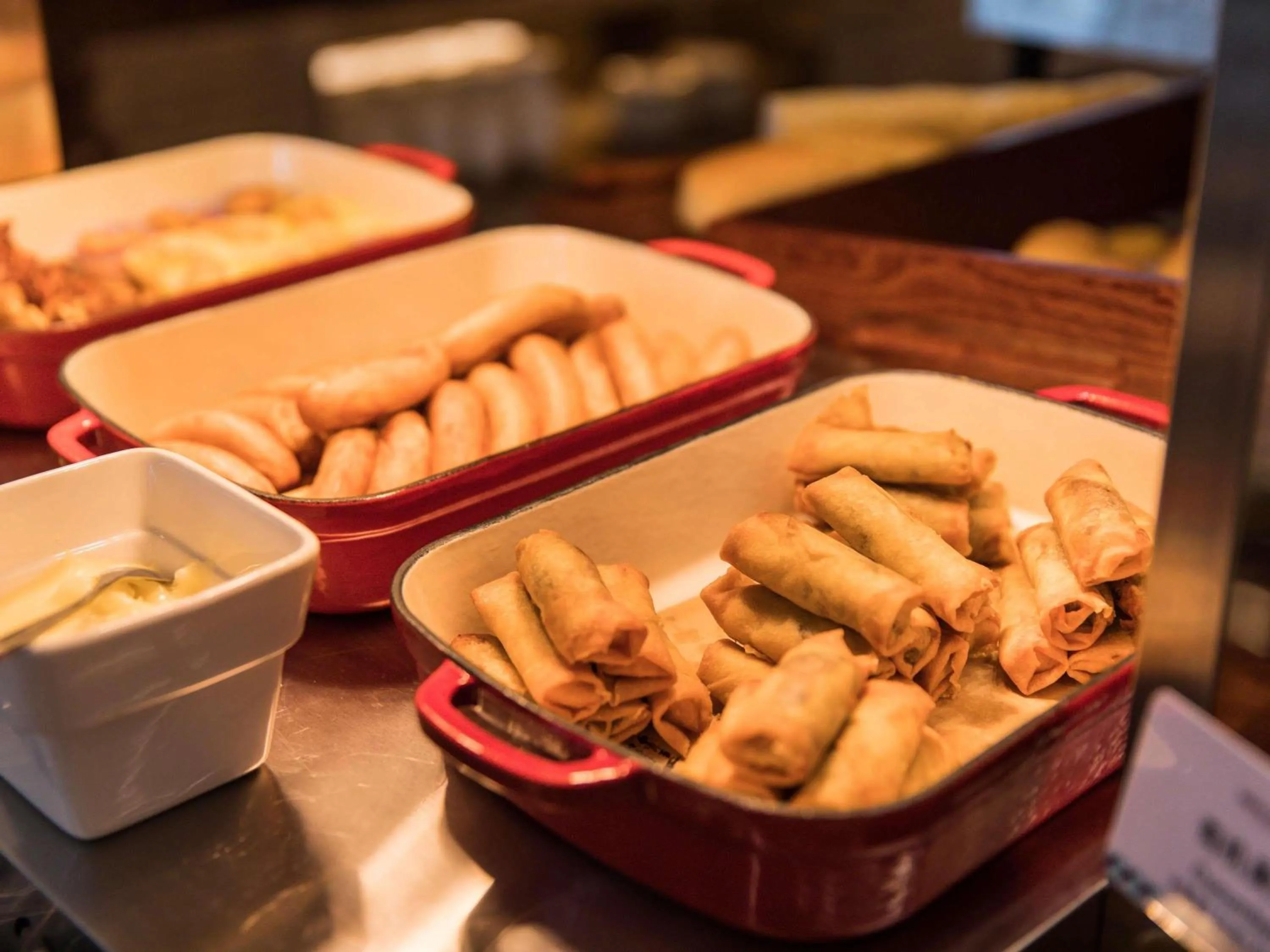 Restaurant/places to eat in Mercure Xian City Centre