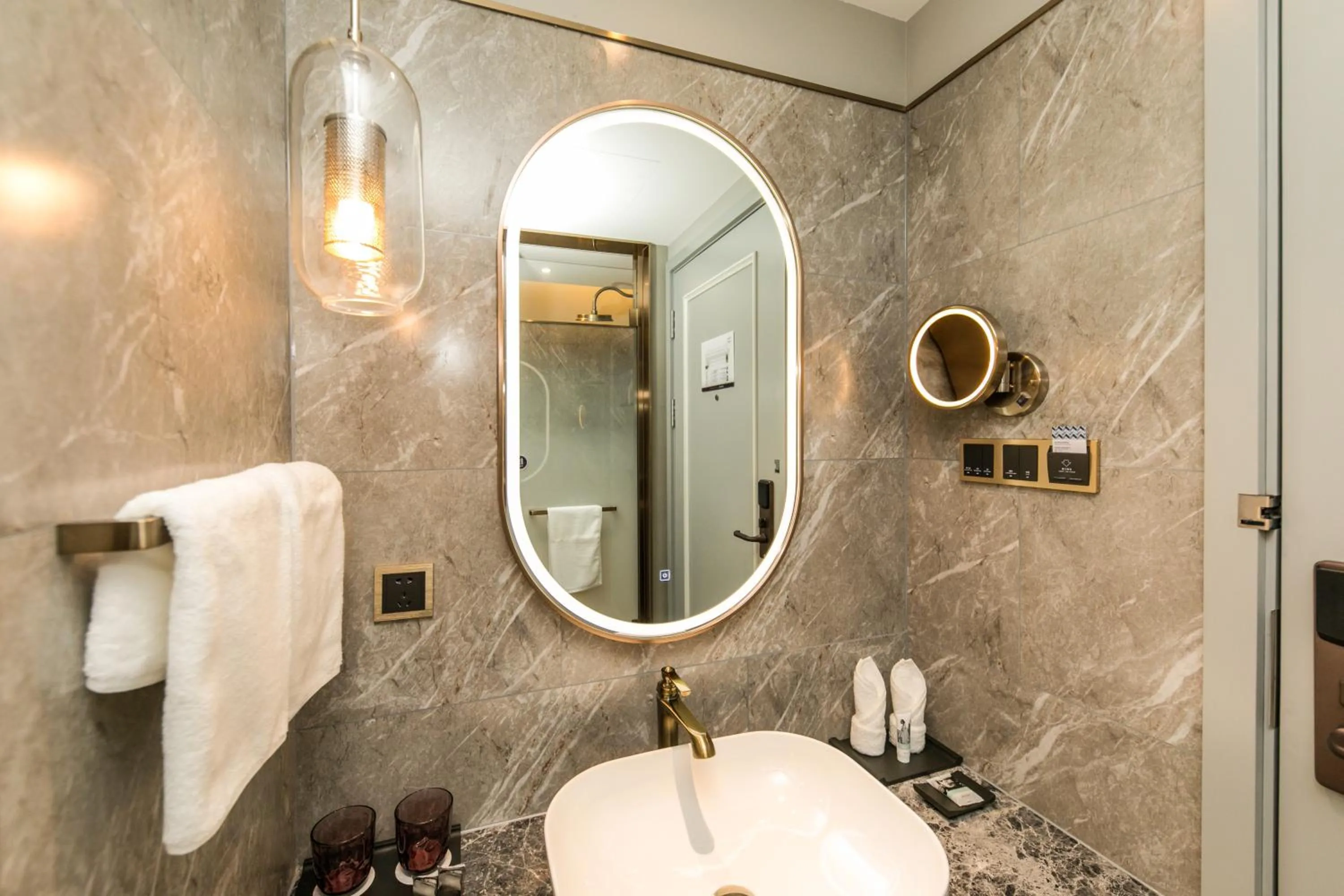 Photo of the whole room in Mercure Xian City Centre