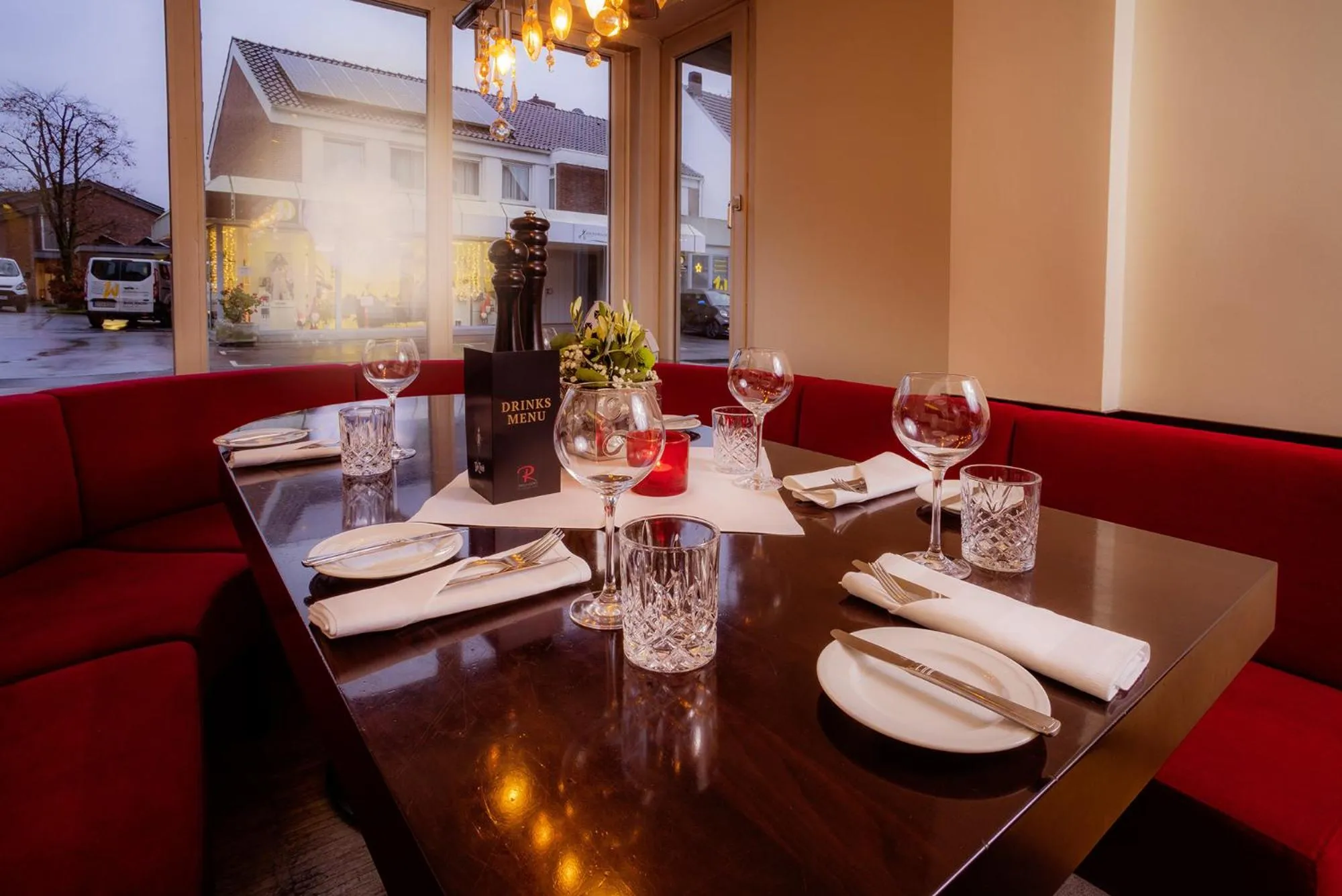 Restaurant/places to eat in Hotel Reckord