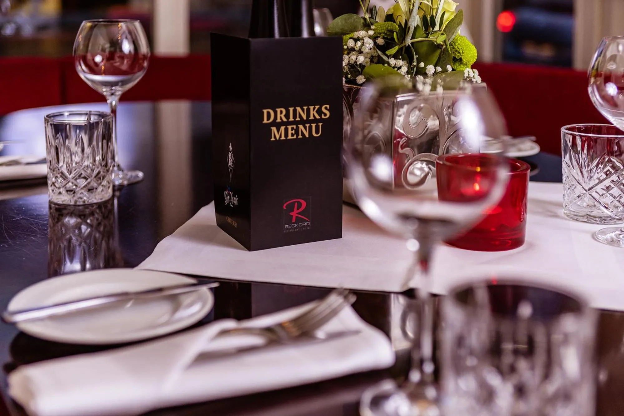 Restaurant/places to eat in Hotel Reckord