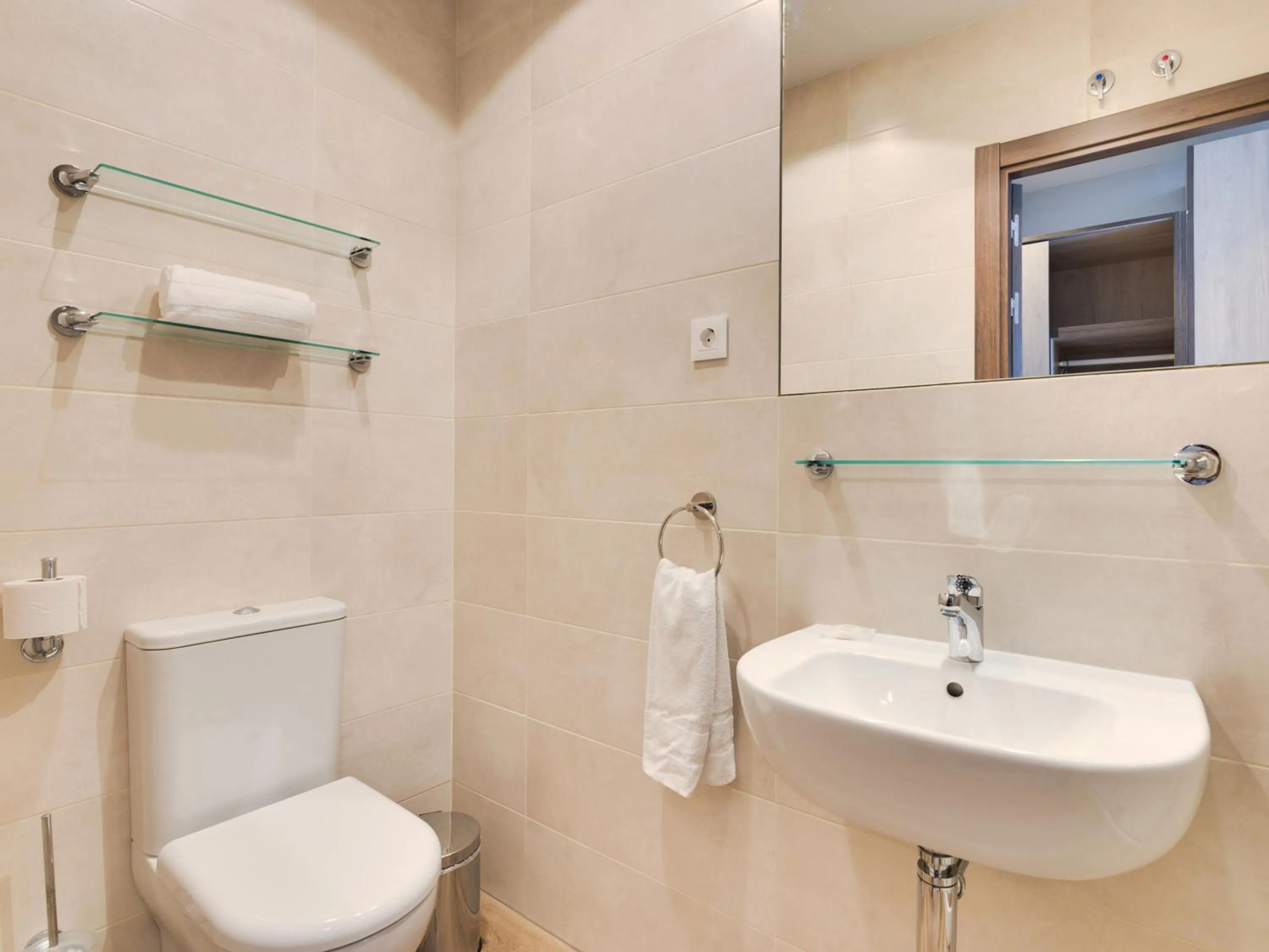 Bathroom in Livensa Living Studios Málaga Feria