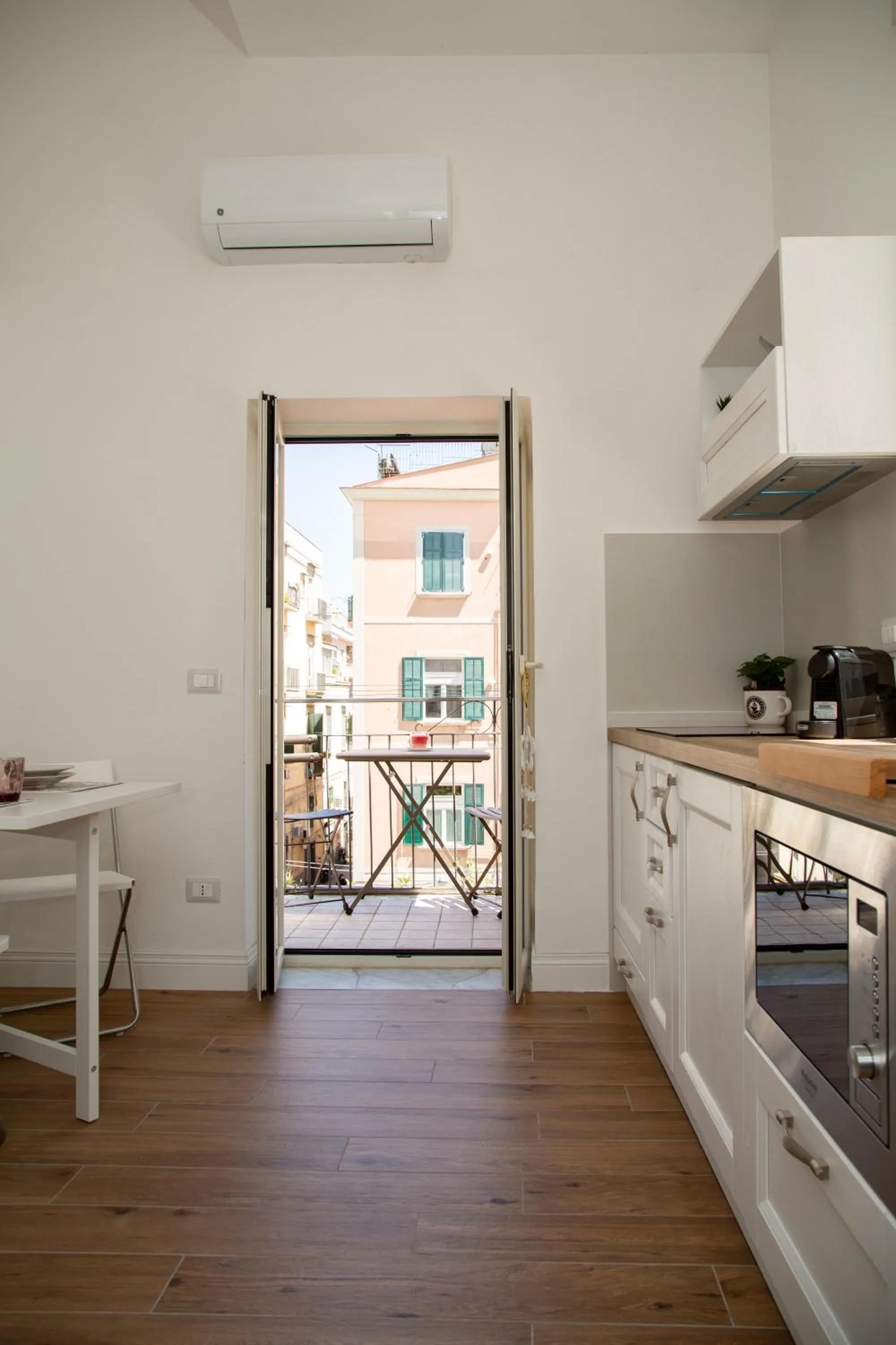 Kitchen or kitchenette in Belvedere 75