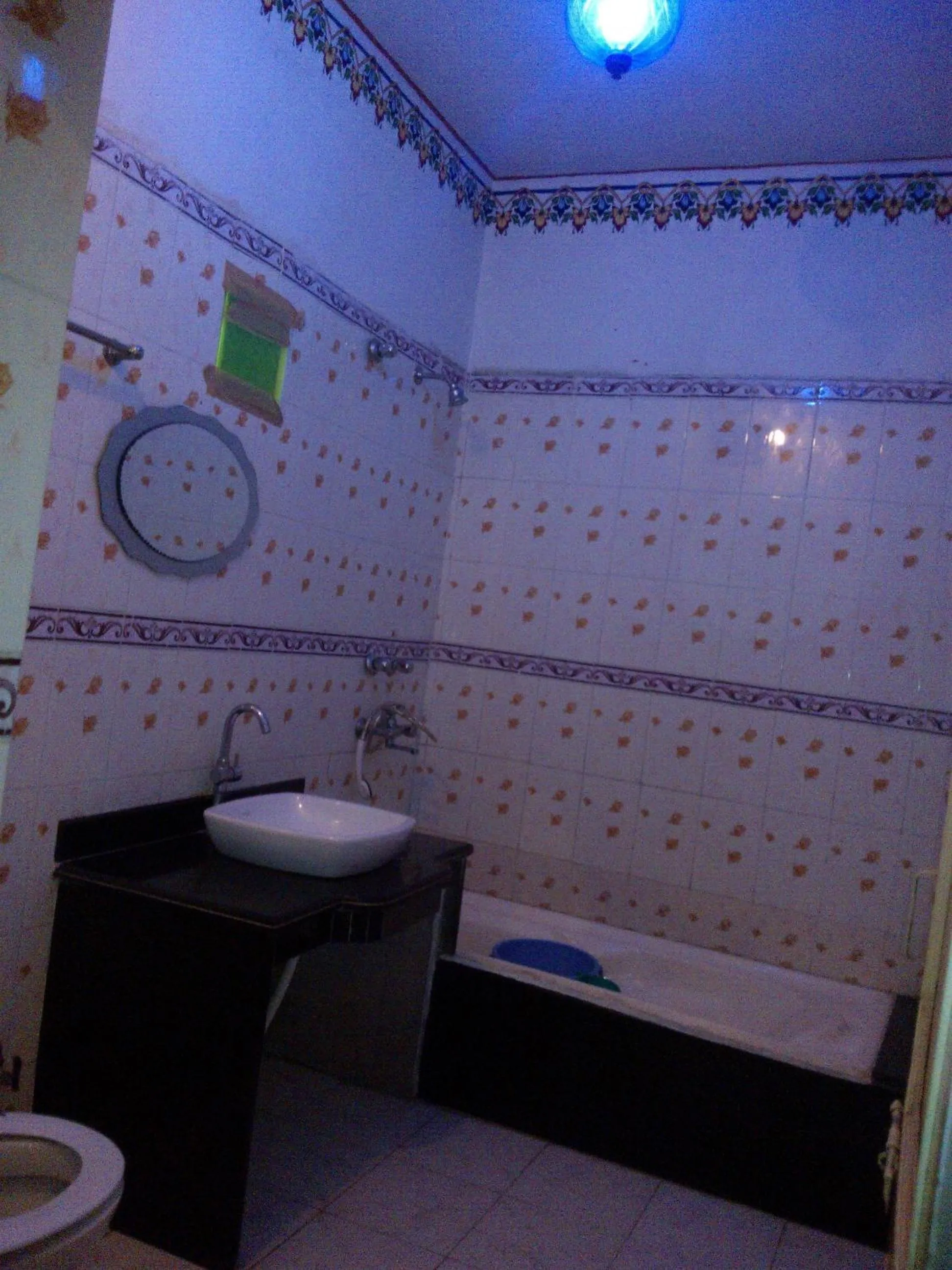 Bathroom in Hotel Shekhawati, A boutique stay