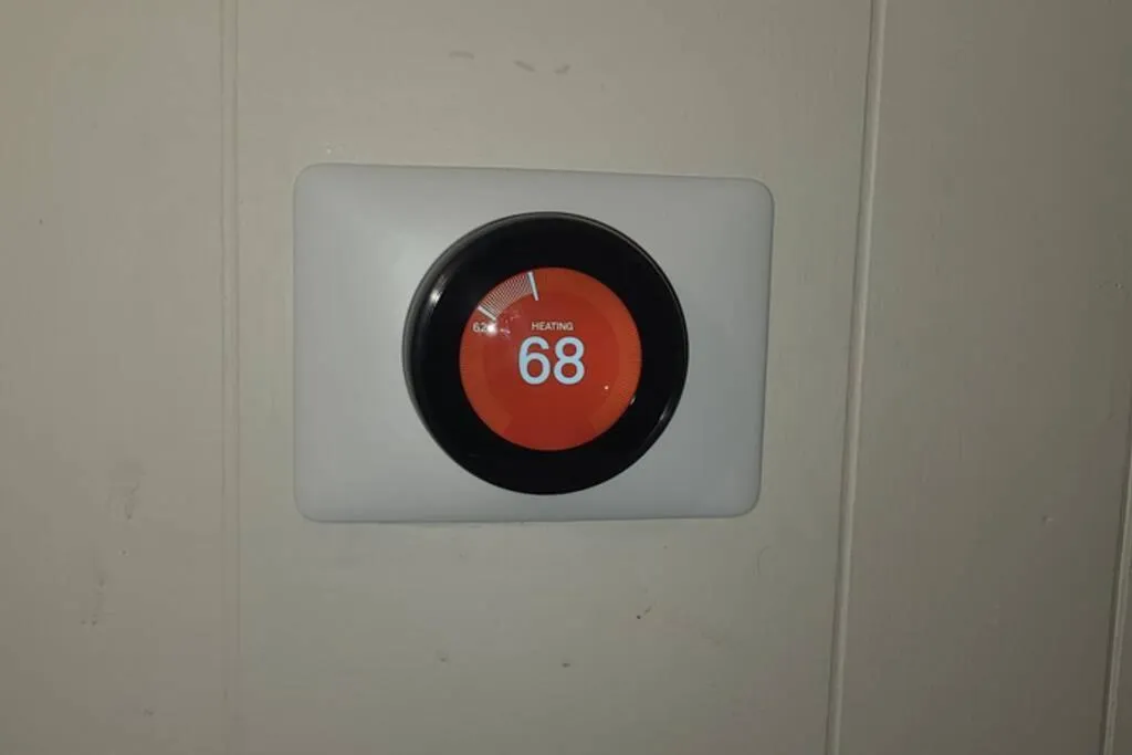 The Dragon's Den 5 bedroom house 1 mile to Main St