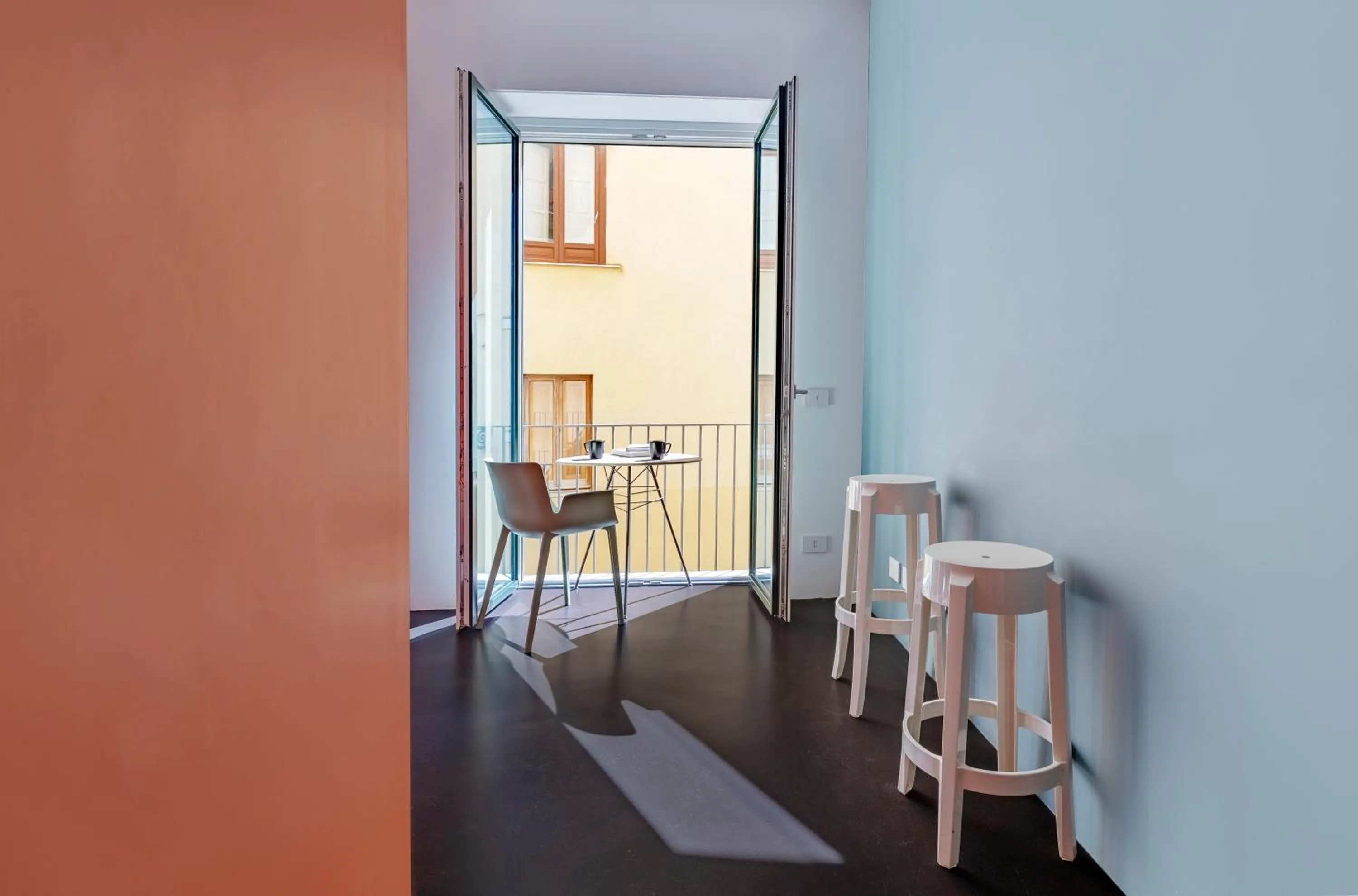 Living room in Fiveplace Design Suites & Apartments