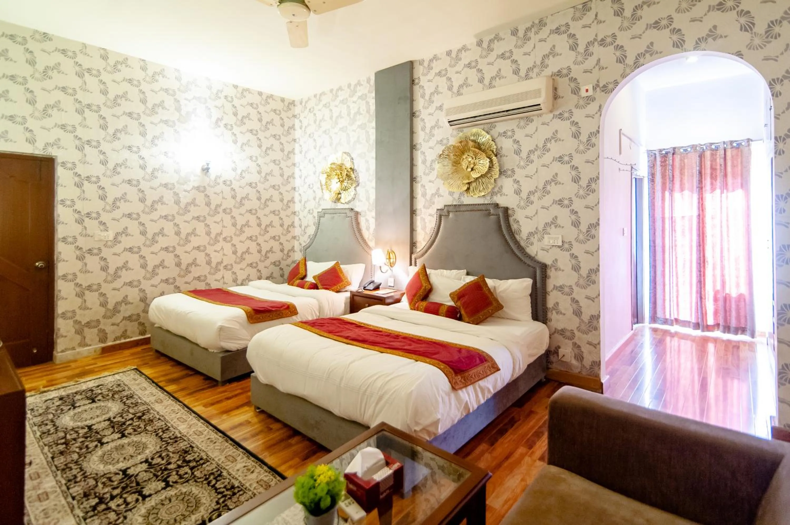 Bed in Shelton Guest House