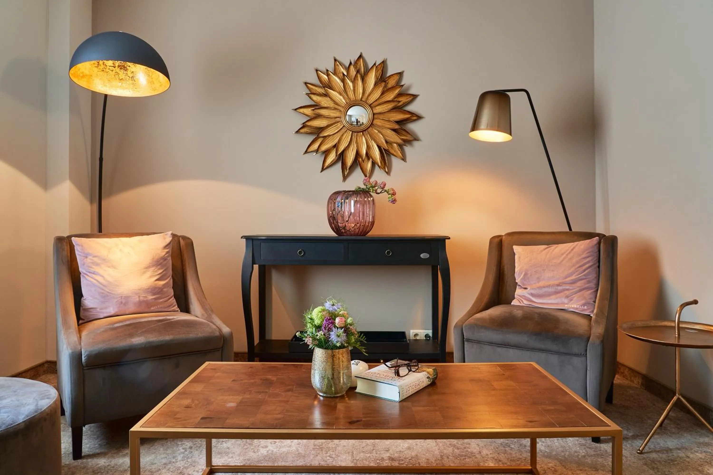 Seating area in Romantik Hotel am Brühl