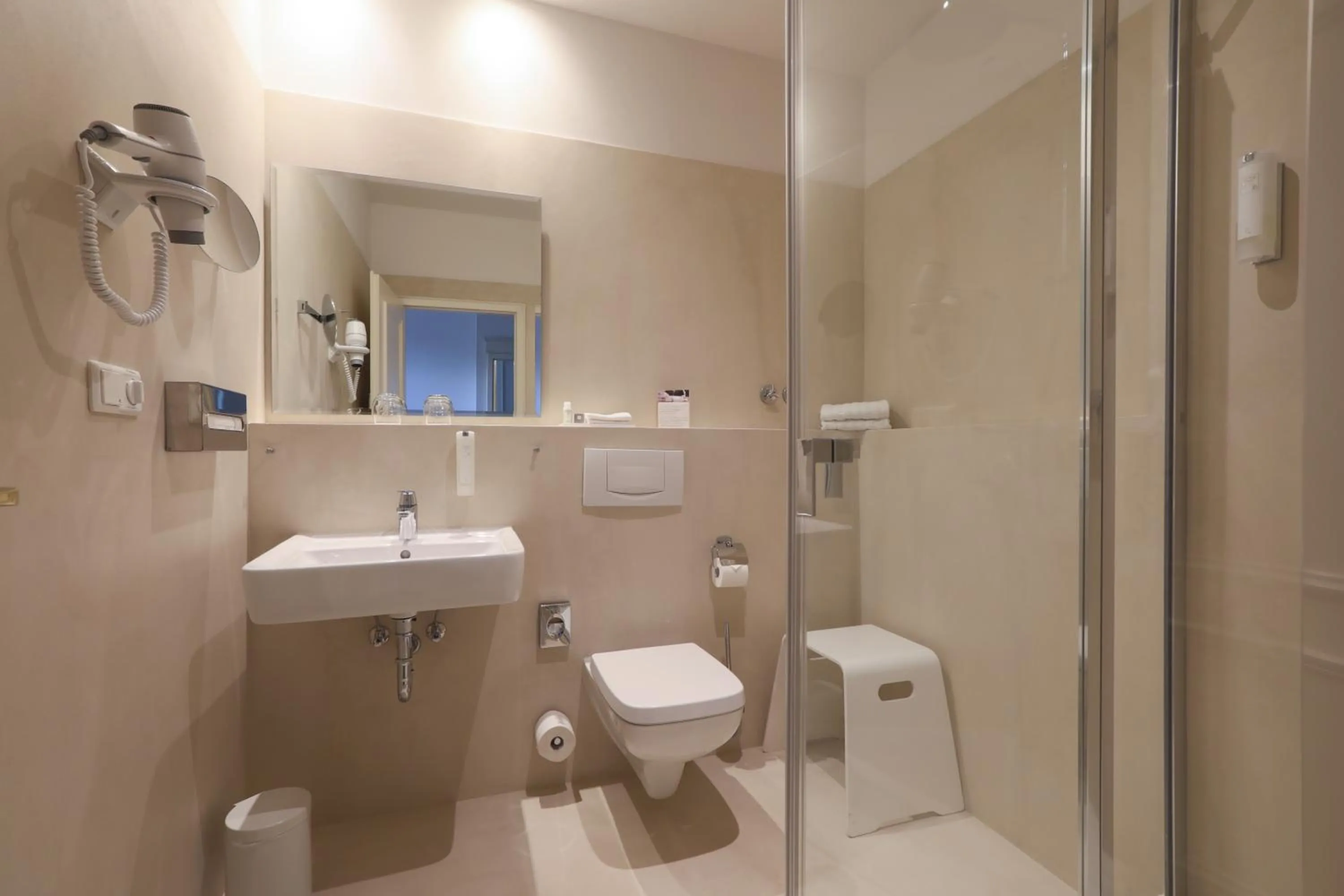 Bathroom in Romantik Hotel am Brühl