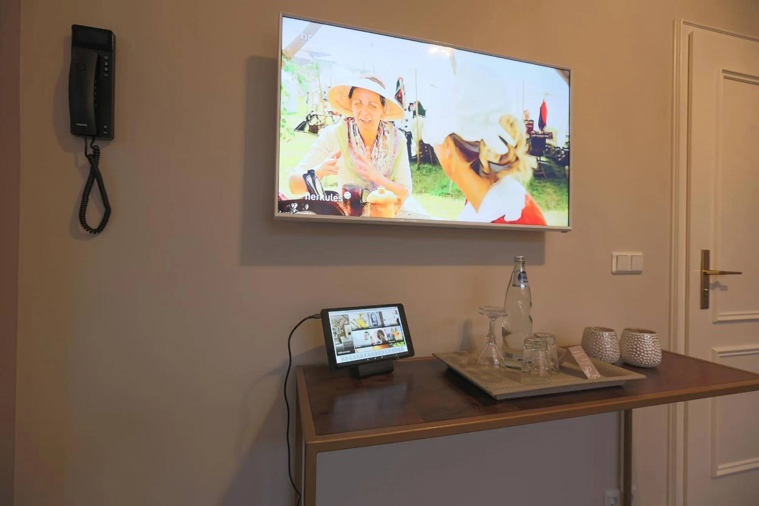 Decorative detail in Romantik Hotel am Brühl