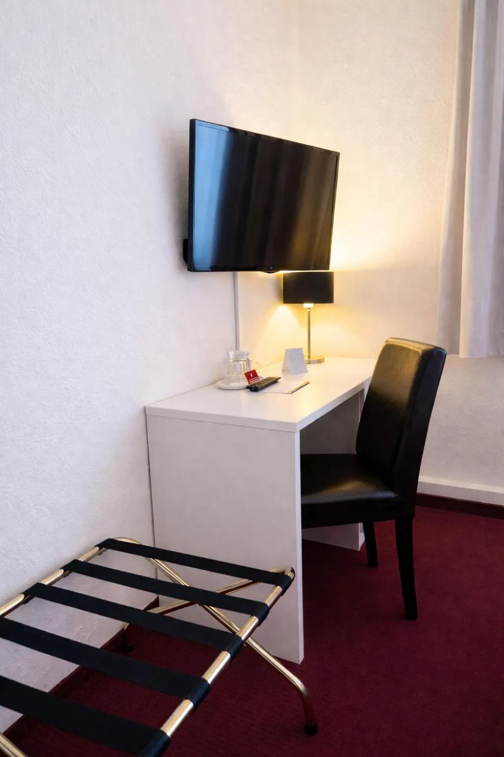 TV and multimedia in Stadthotel Kramer