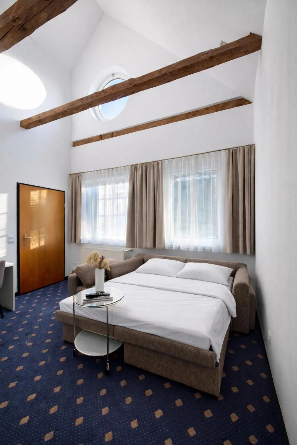 Bed in Stadthotel Kramer