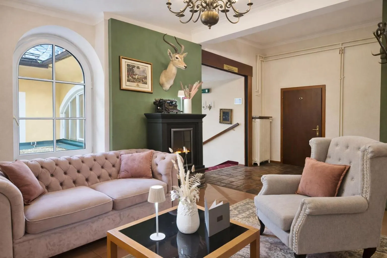 Property building in Stadthotel Kramer