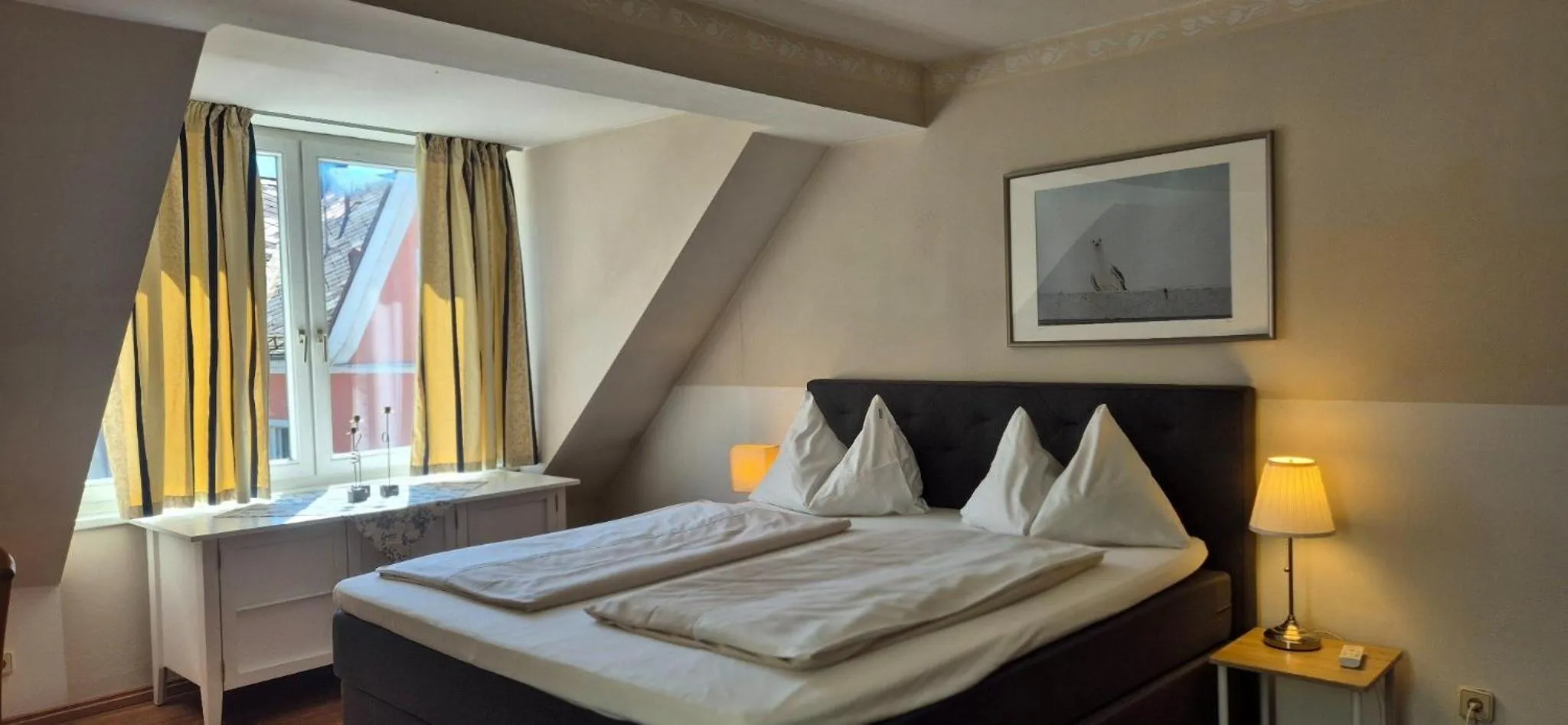 Photo of the whole room, Bed in Stadthotel Kramer