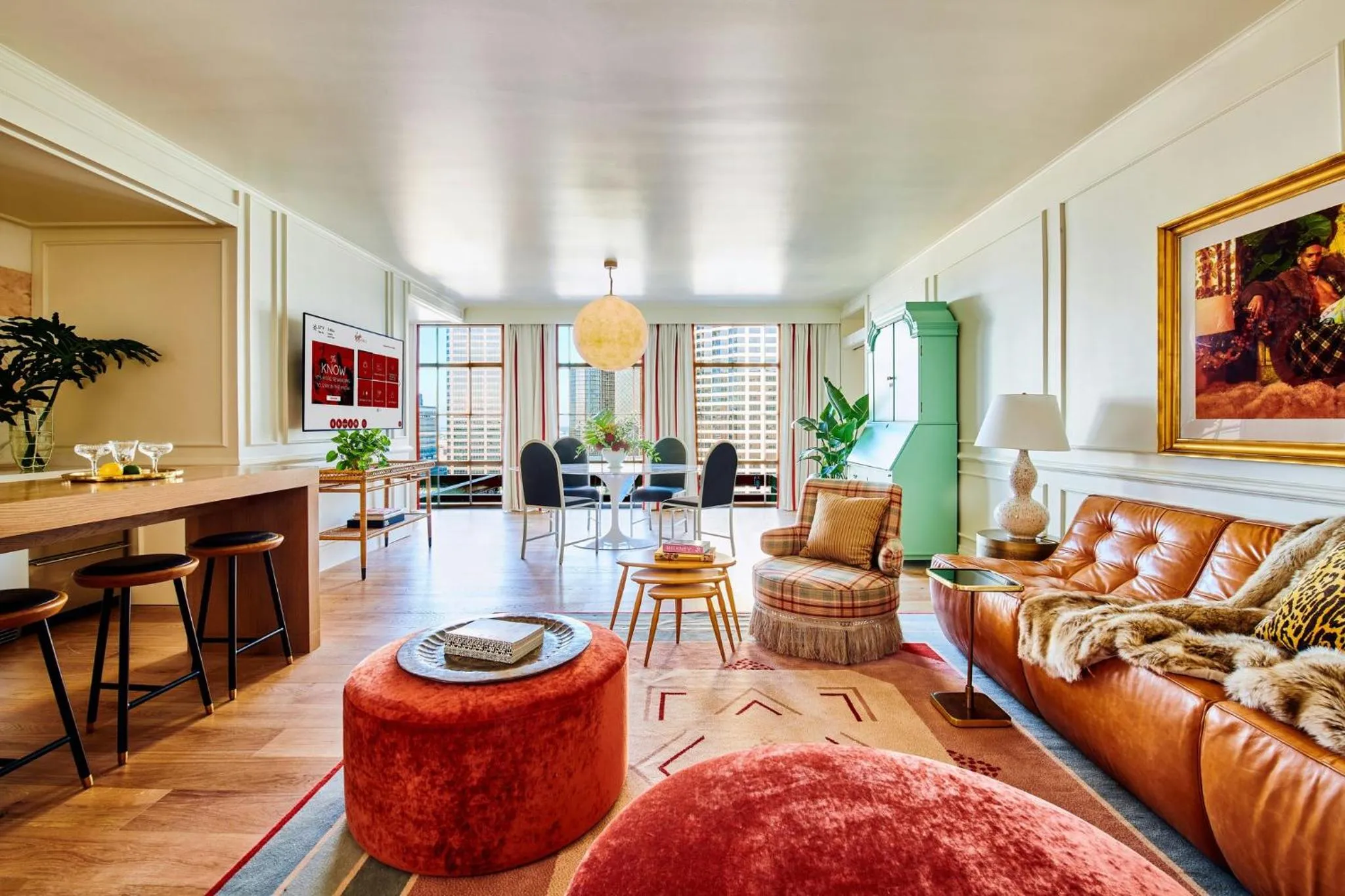Living room in Virgin Hotels New Orleans