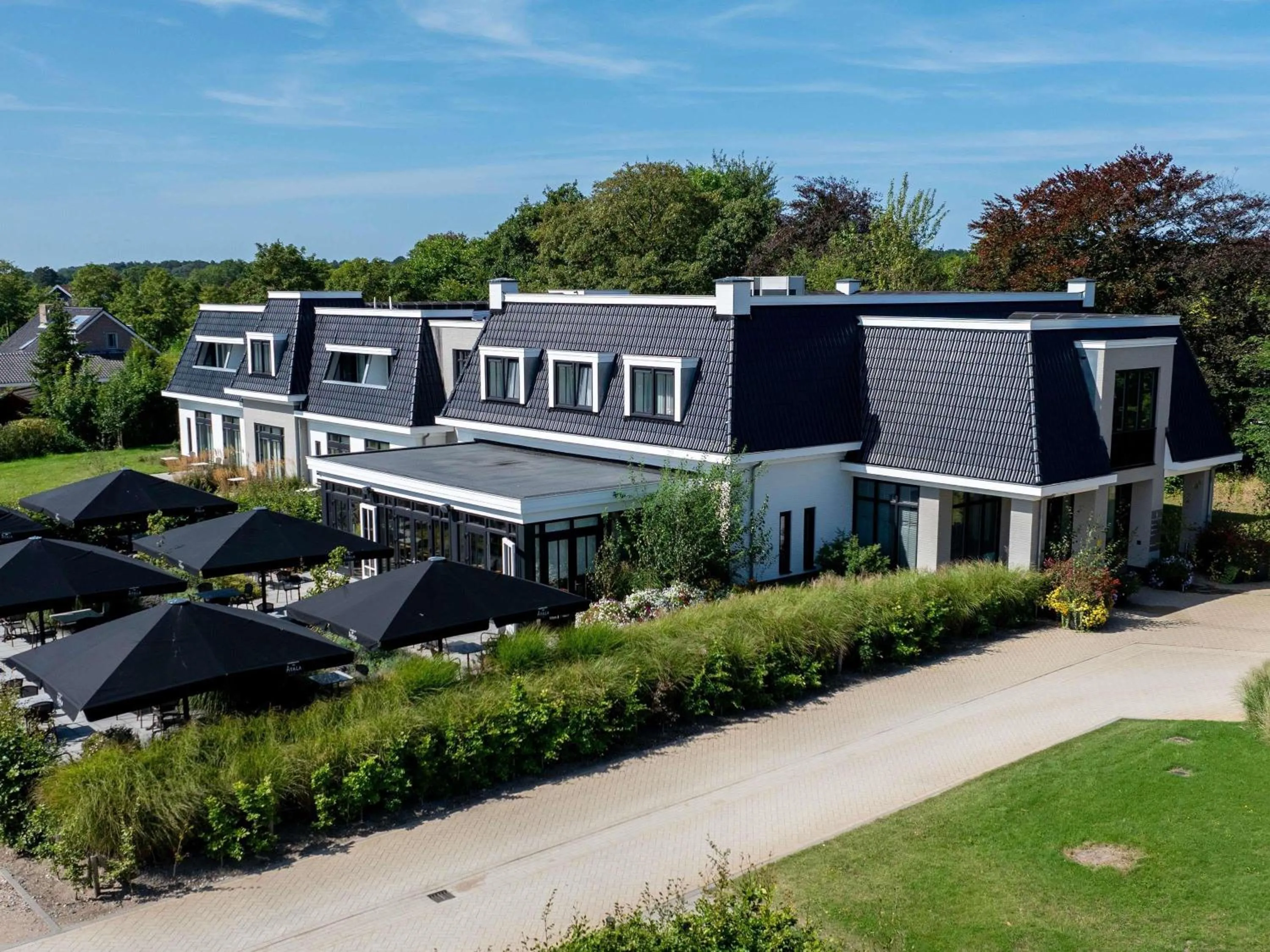 Property building in Hotel Ter Zand - Handwritten Collection