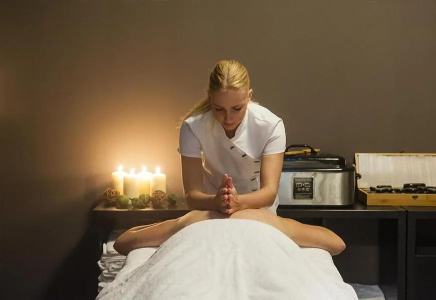 Swimming pool in Hotel Ter Zand - Handwritten Collection