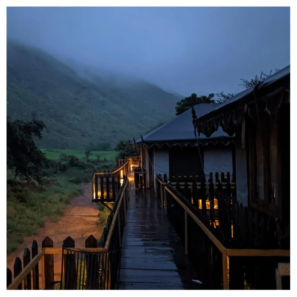 Night in Foothill Pushkar Resort