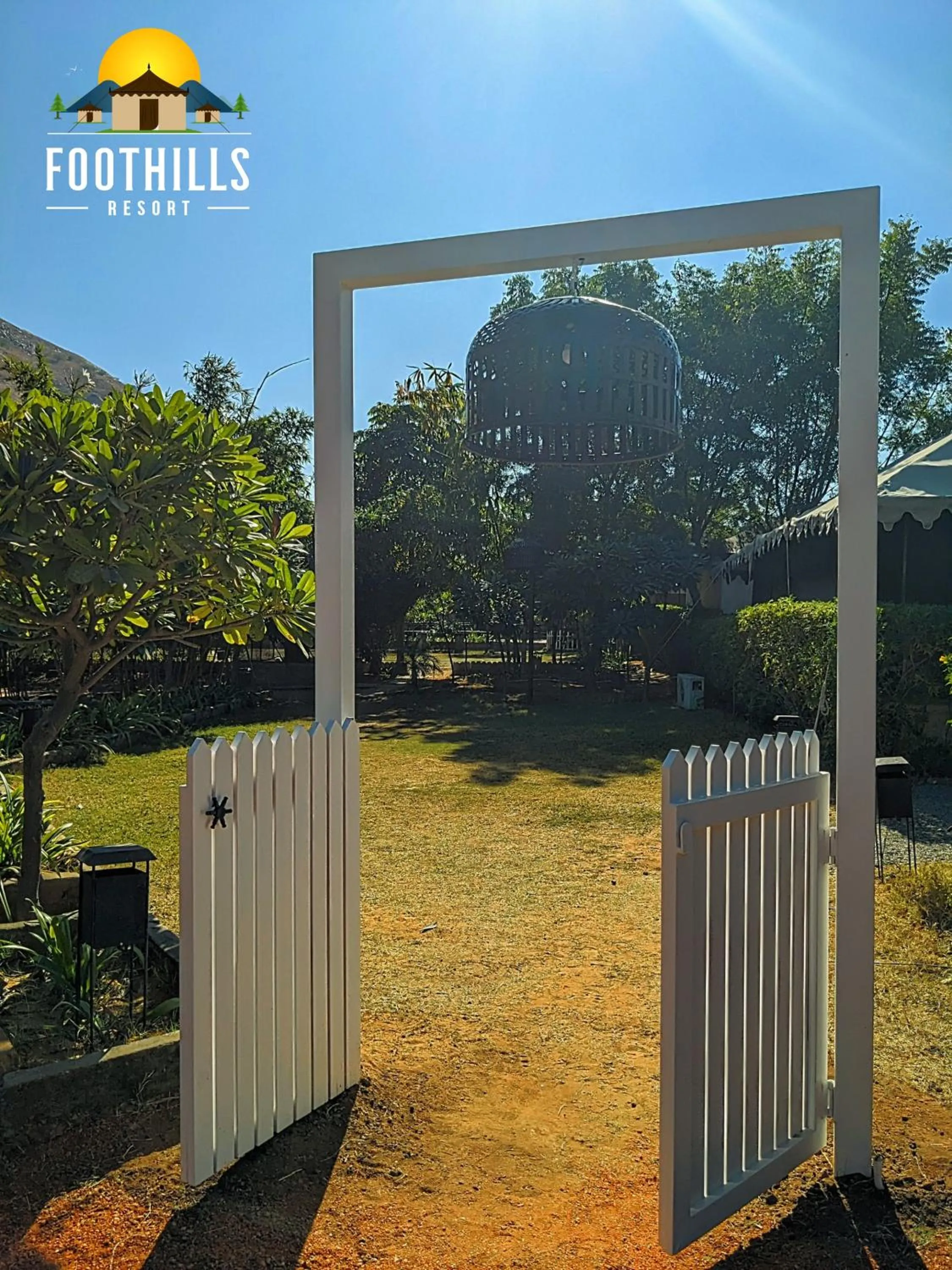 Facade/entrance in Foothill Pushkar Resort