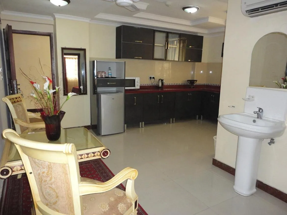 Shower in Urban Rose Hotel & Apartments