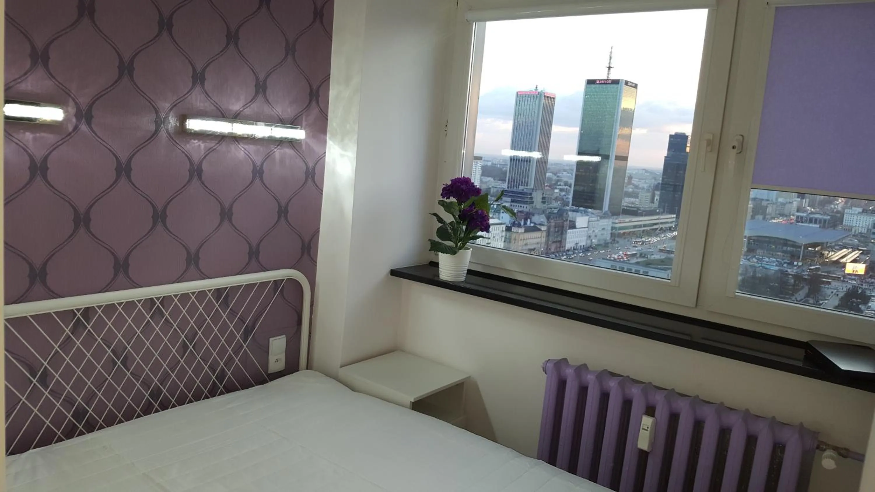 Nearby landmark, Bed in Centre Apartamenty Warszawa
