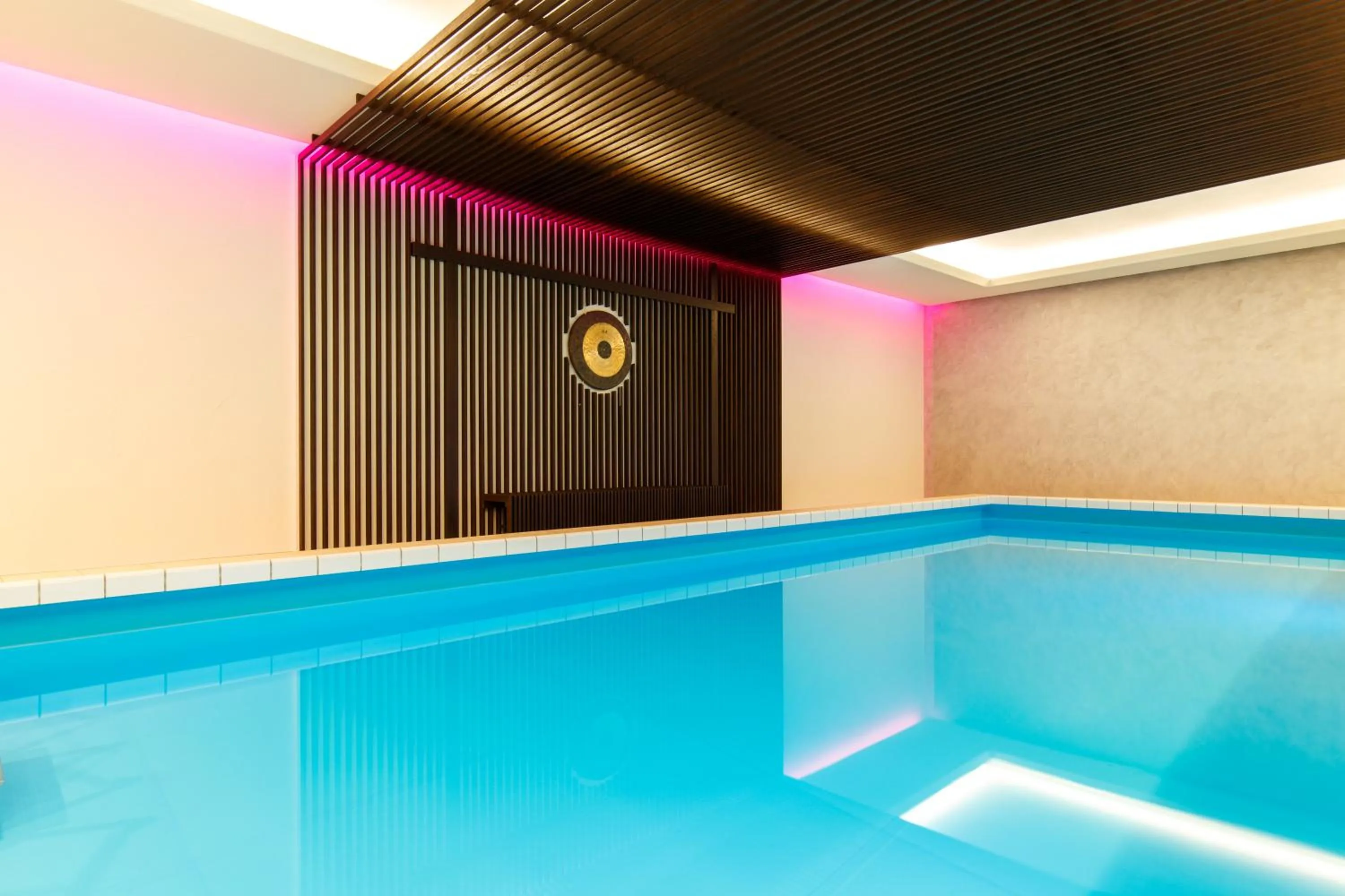 Swimming pool in Hotel zur Post