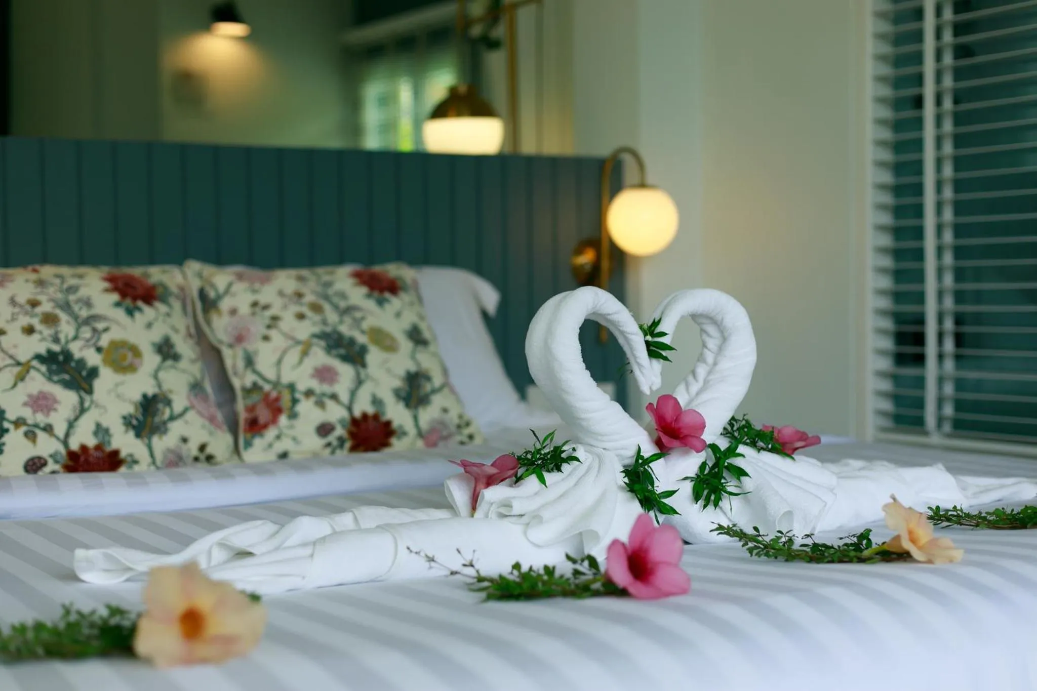 Bed in Magical Mountain View Resort