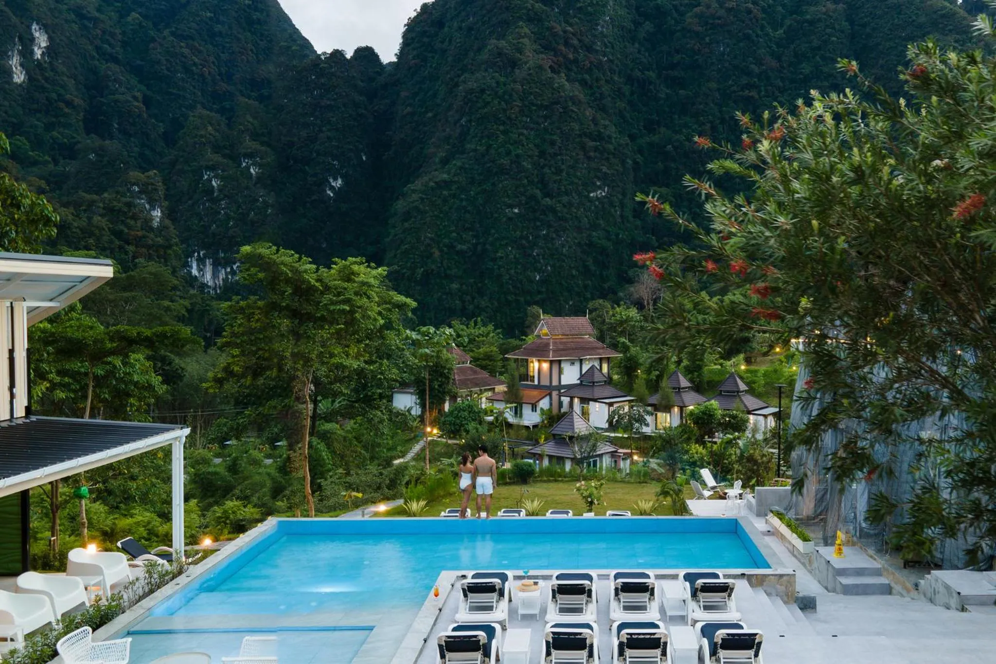 Swimming pool in Magical Mountain View Resort