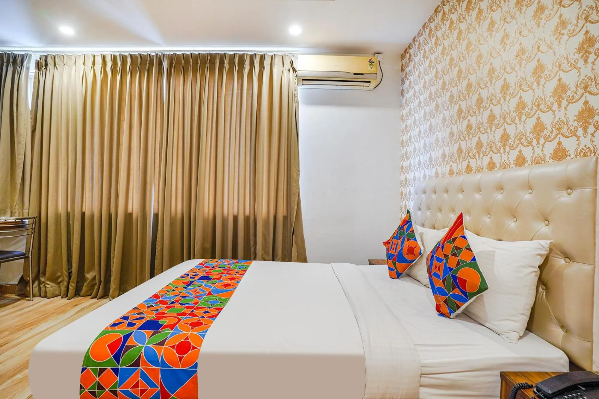 Bed in FabHotel Shreyas Inn - Kaikondrahalli Lake