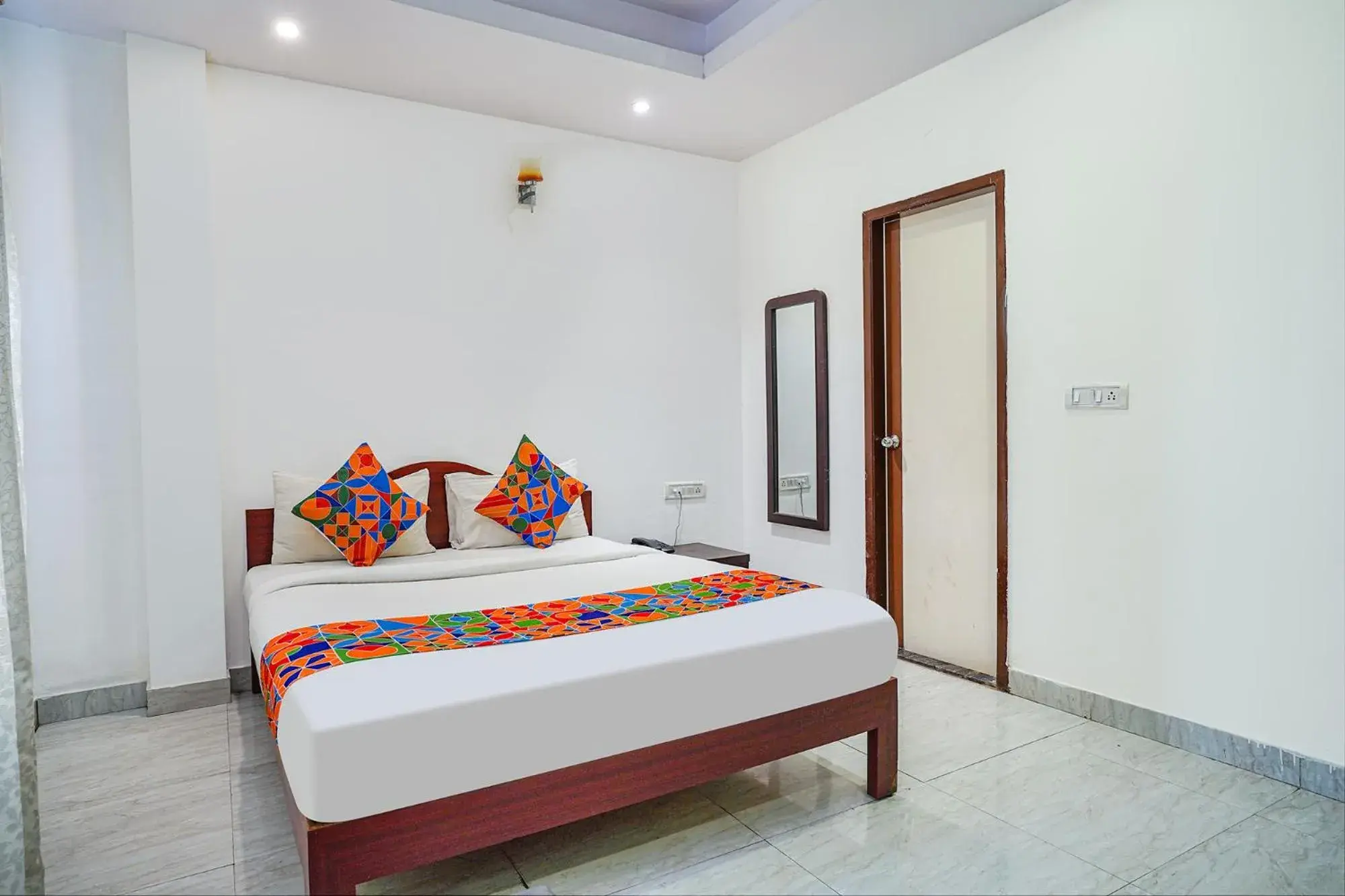 Superior Double Room - single occupancy in FabHotel Shreyas Inn - Kaikondrahalli Lake Superior Double Room - single occupancy in FabHotel Shreyas Inn - Kaikondrahalli Lake
