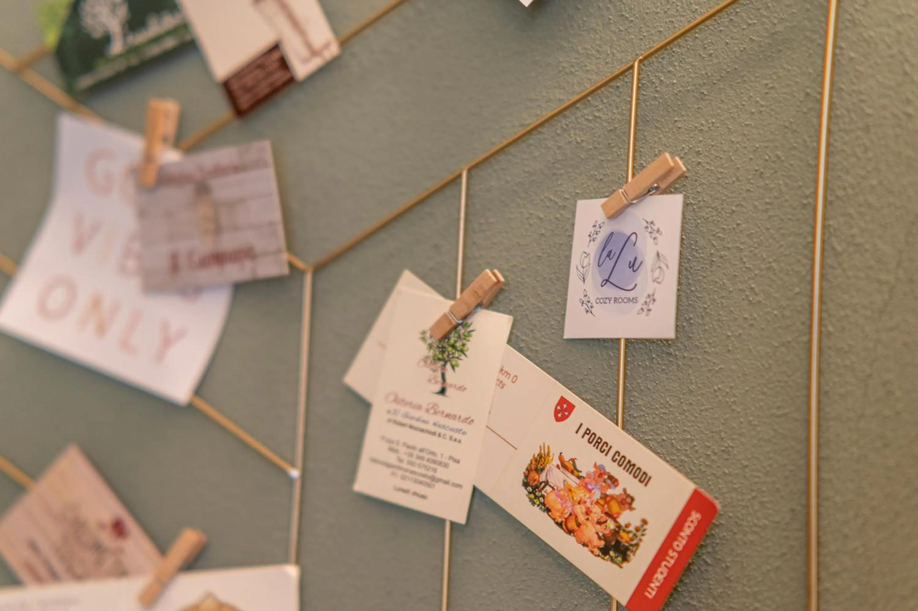 Decorative detail in La Lu cozy rooms 2