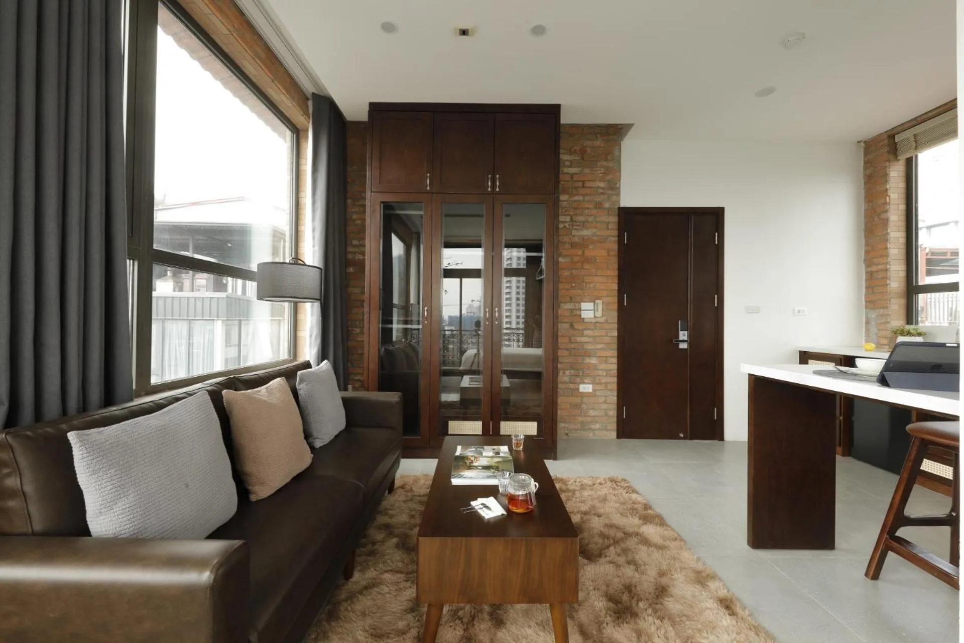 Living room in Mersey Central Hanoi Apart'Hotel