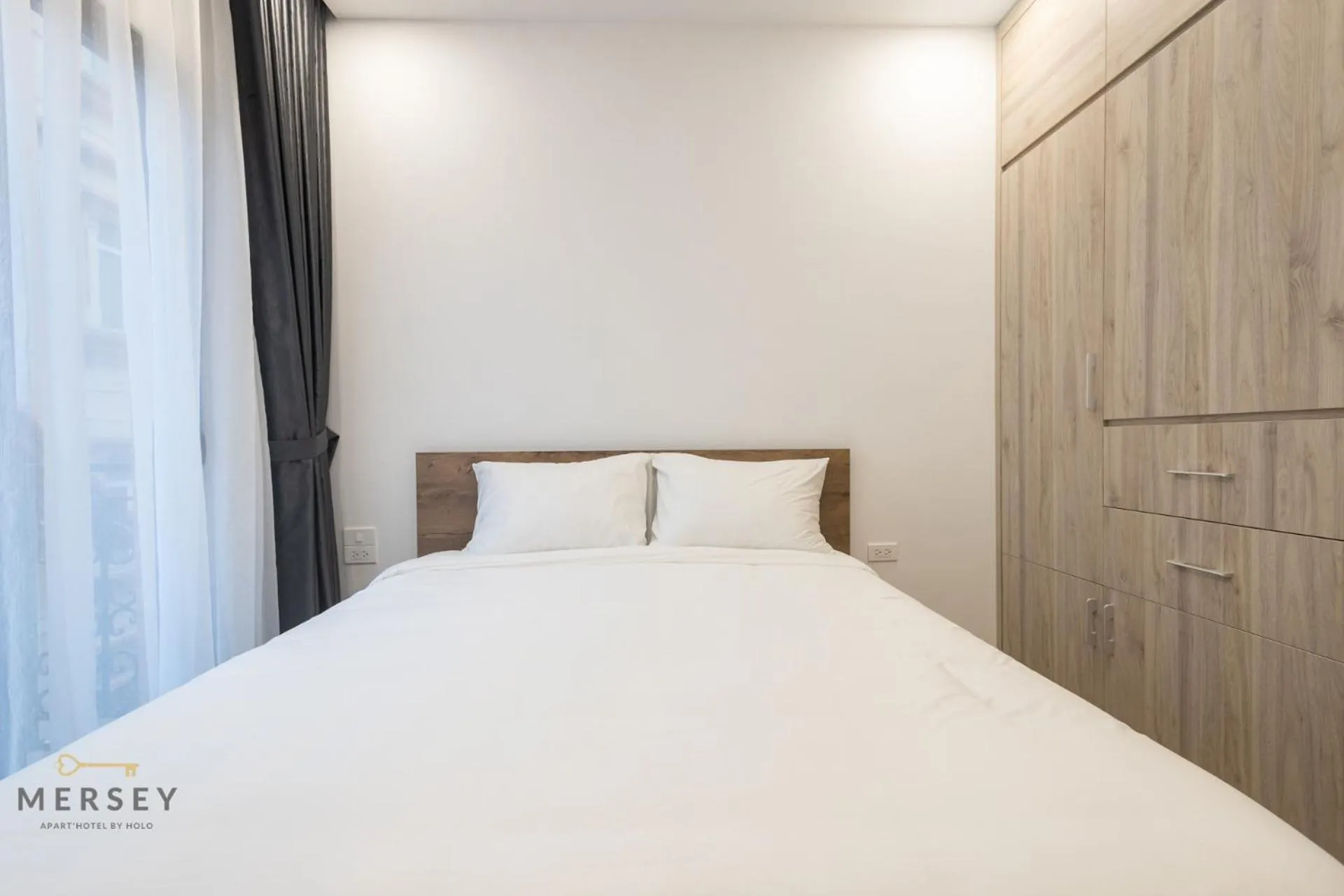 Bed in Mersey Central Hanoi Apart'Hotel