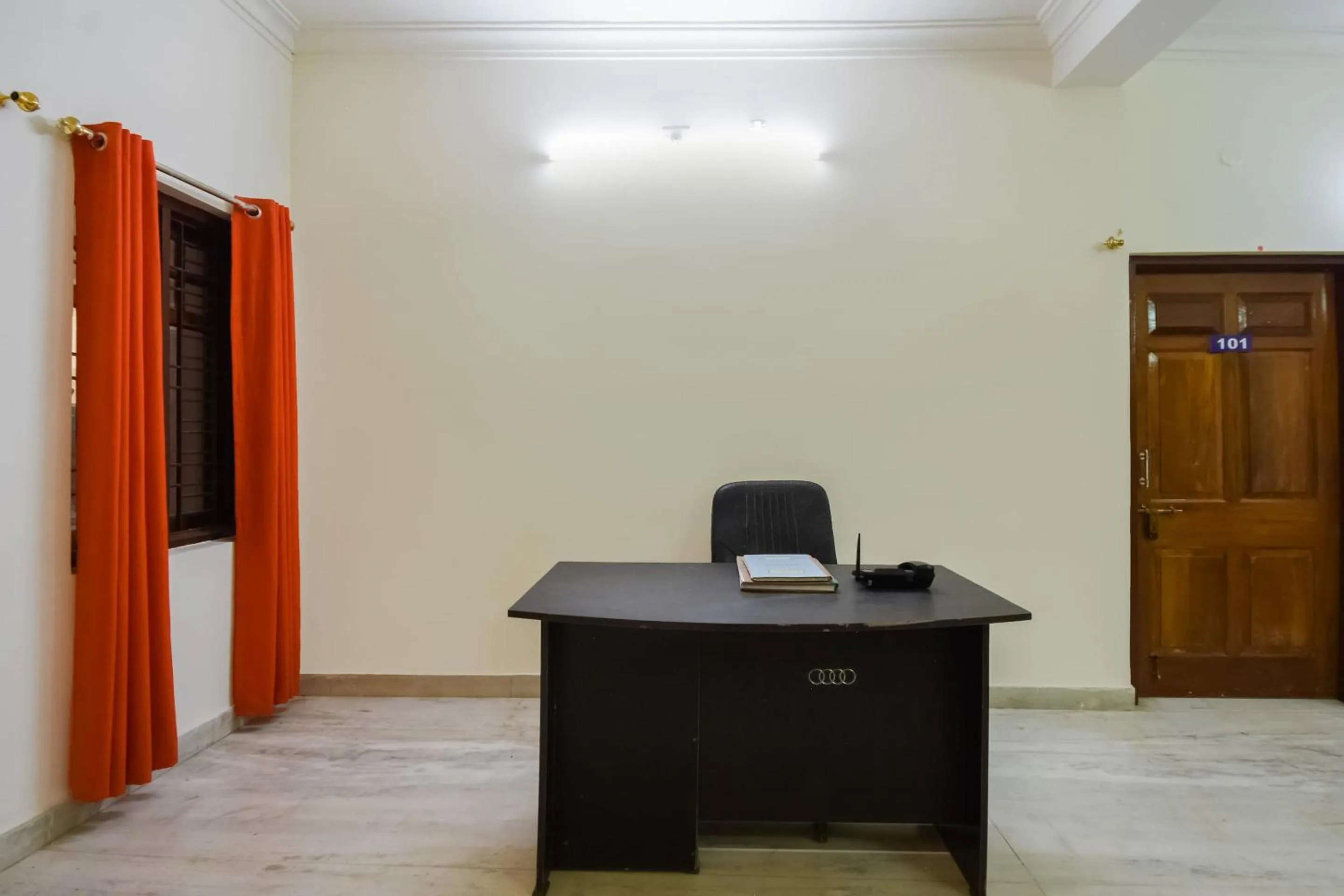 Lobby or reception in Hotel O Mks Inn