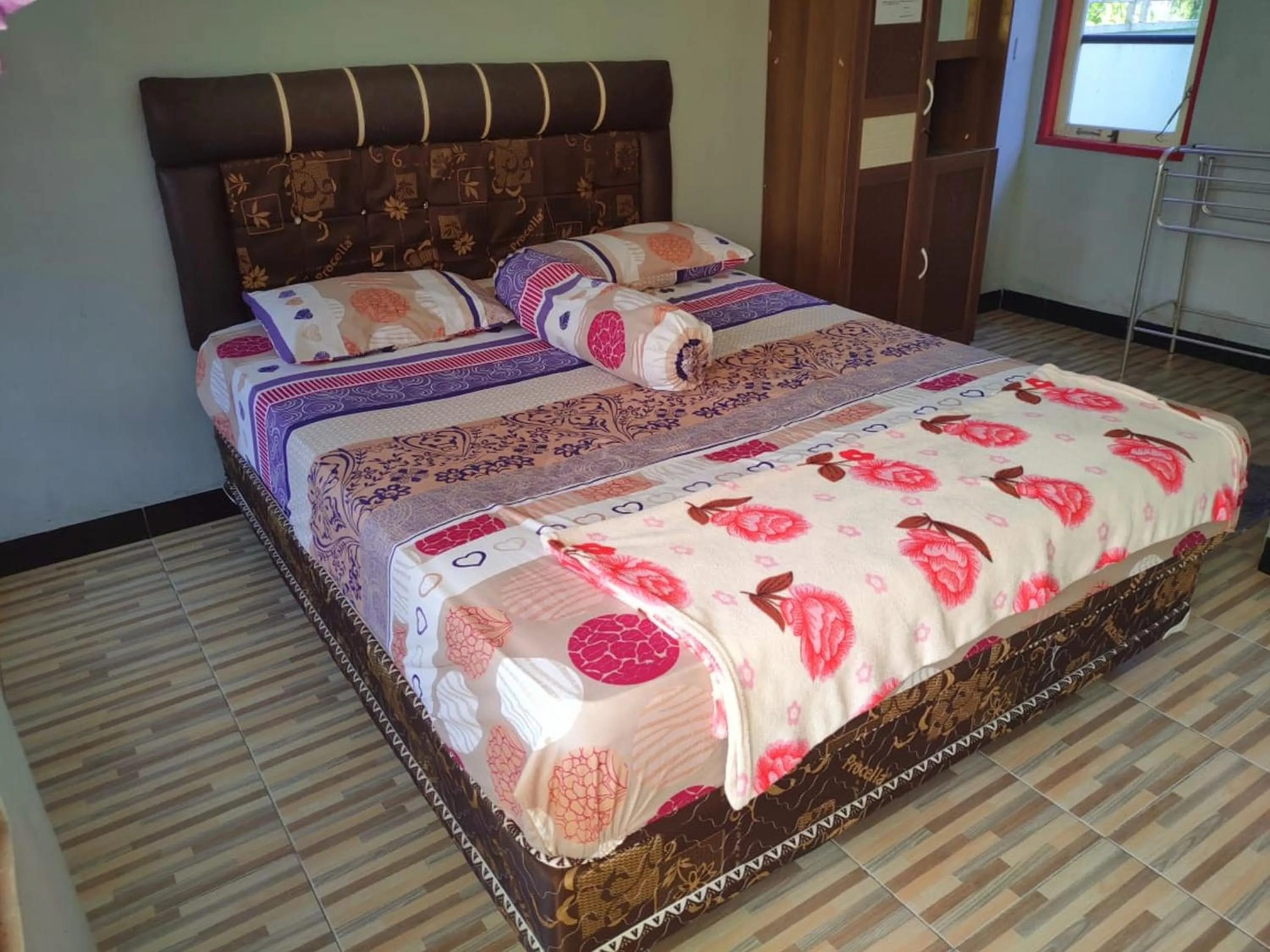 Bedroom, Bed in Adihan Homestay Mitra RedDoorz