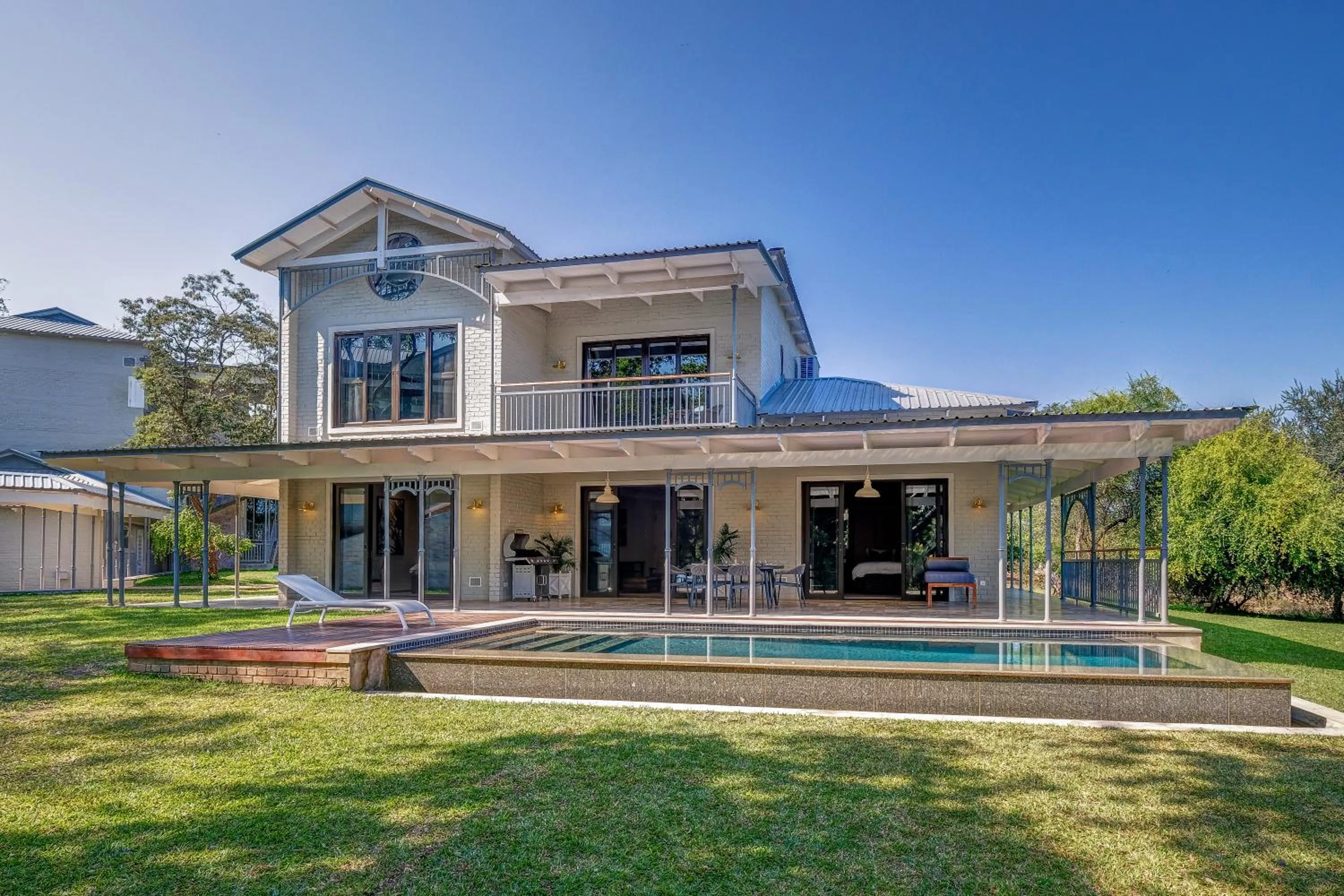 Property building in Palm River Hotel