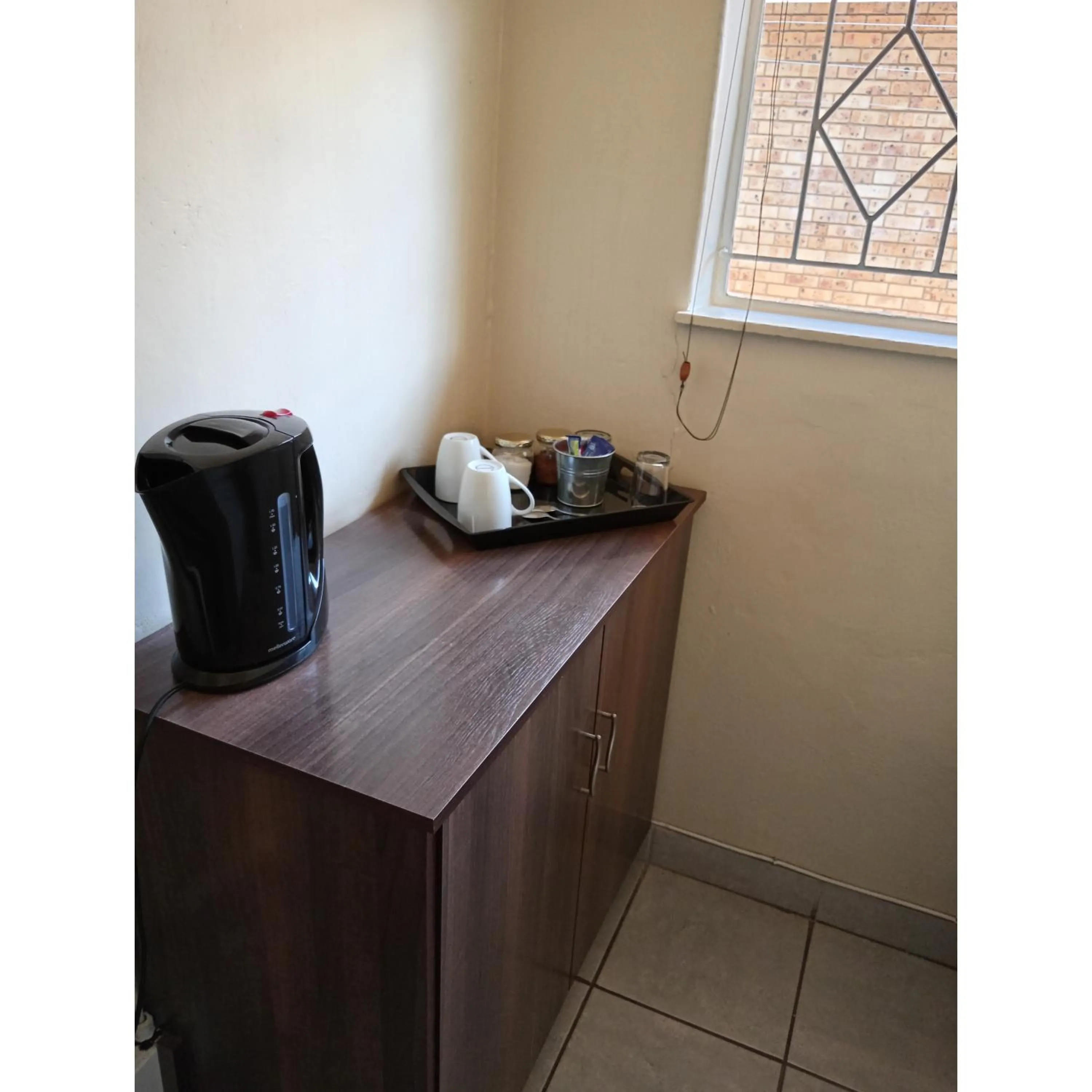 Coffee/tea facilities in Palms Lodge