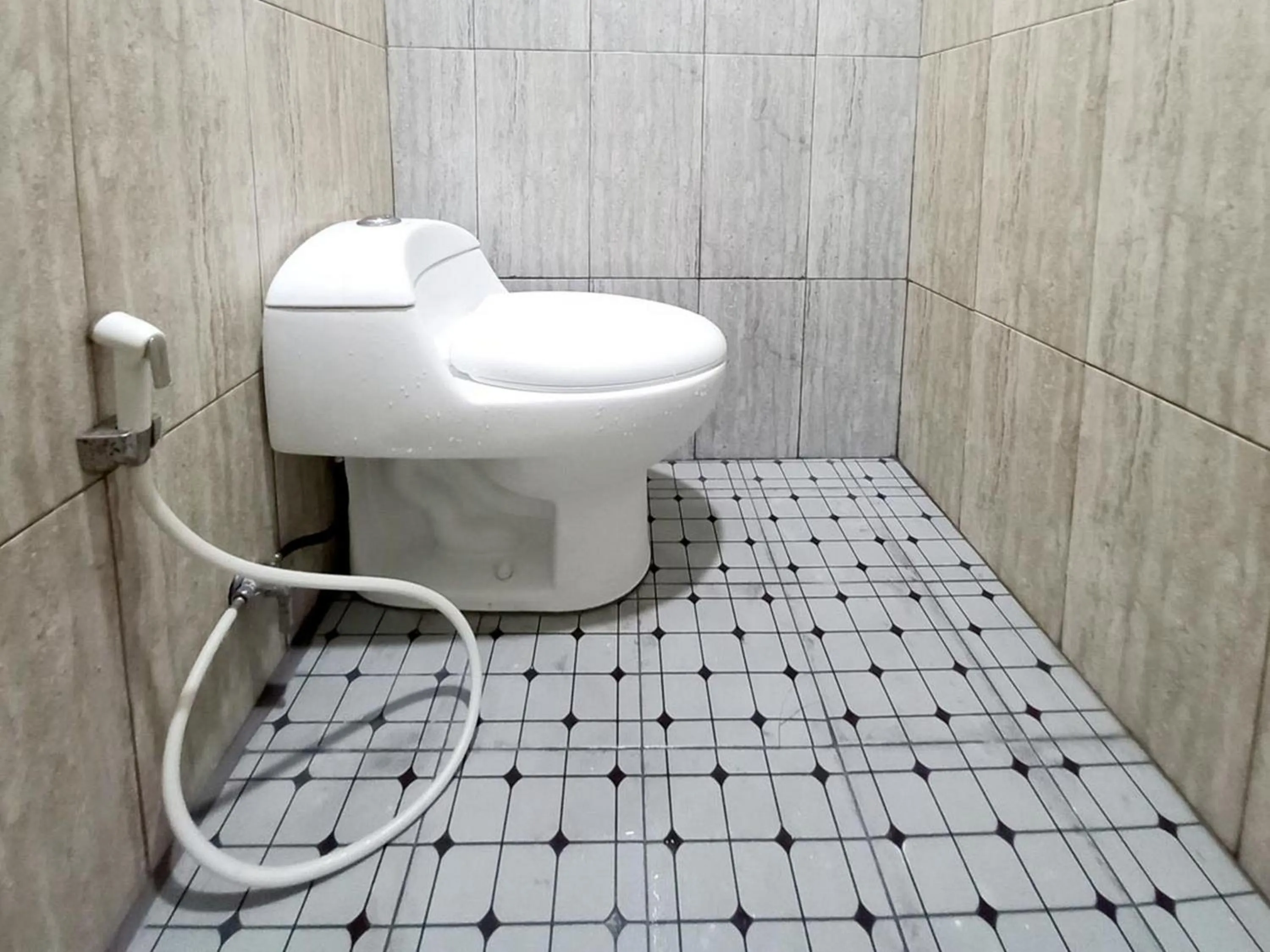 Bathroom in Sky In Homestay Syariah near RSUD Sogaten RedPartner