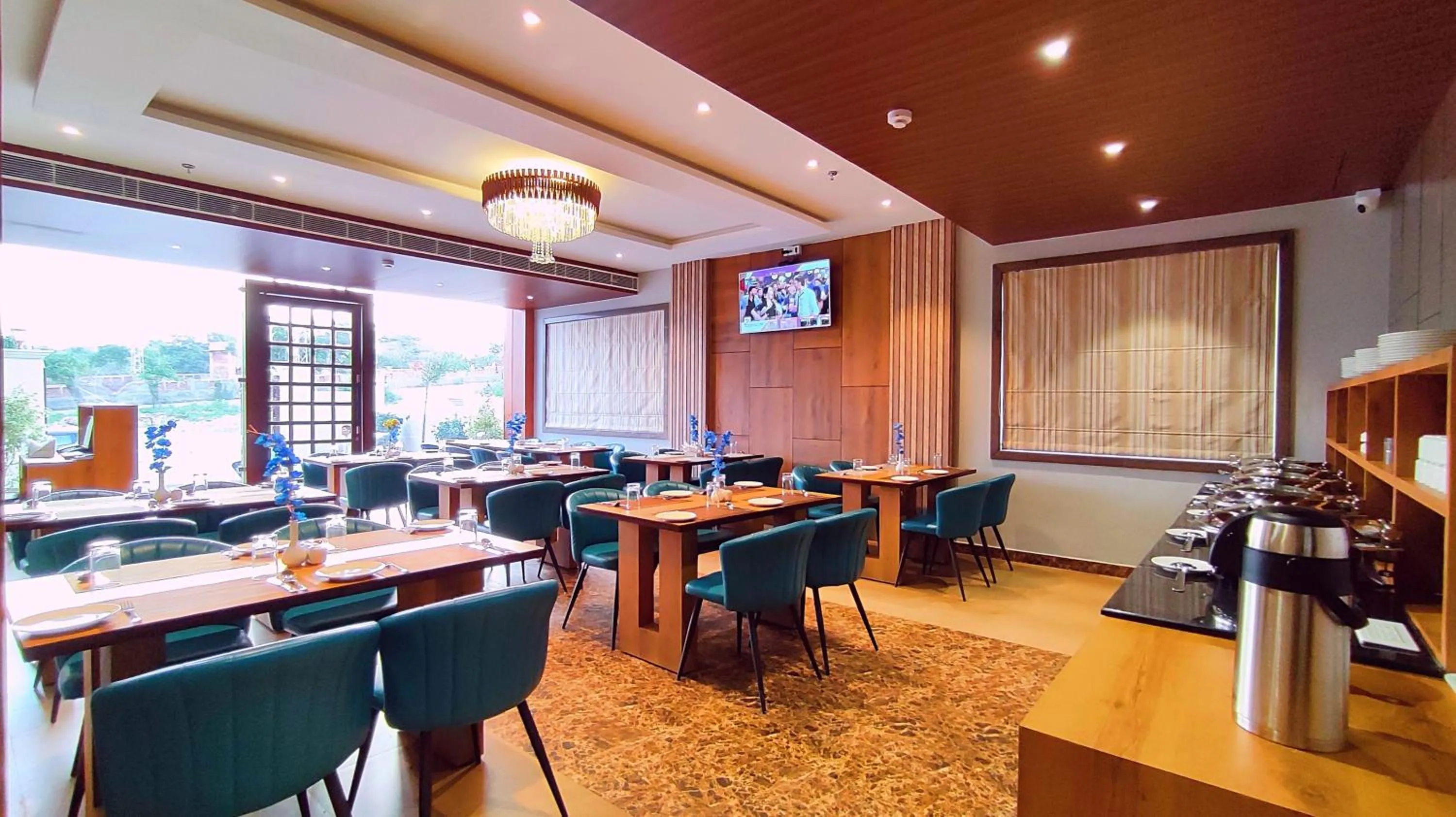 Restaurant/places to eat in ShriGo Hotel Nathdwara