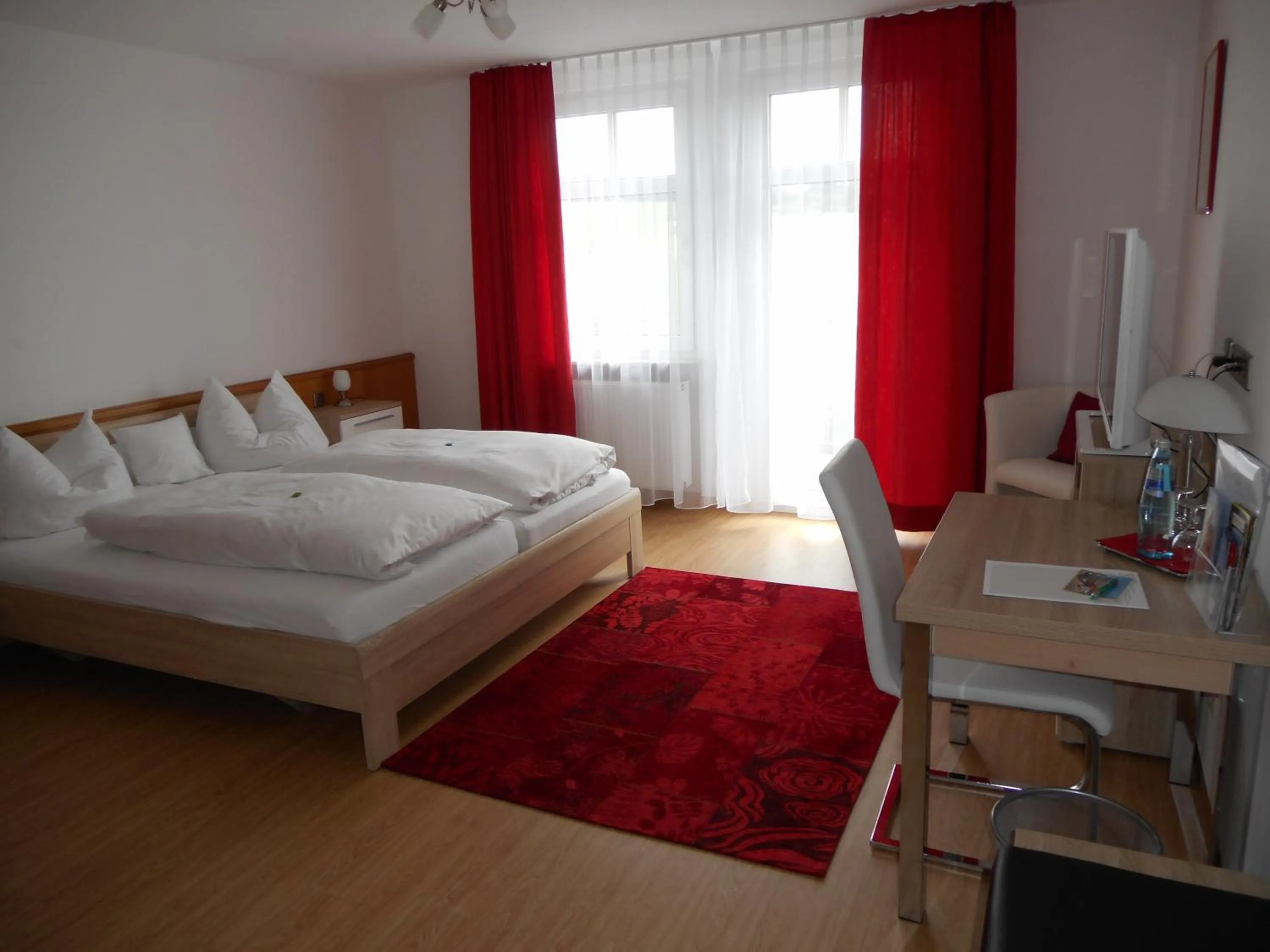 Photo of the whole room, Bed in Hotel Landgasthof Kranz